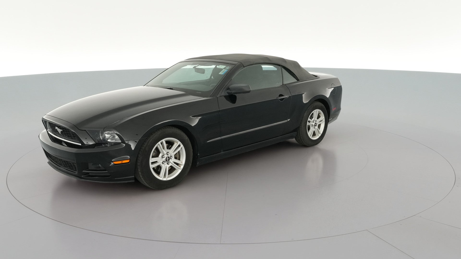 2014 Ford Mustang vehicle photo