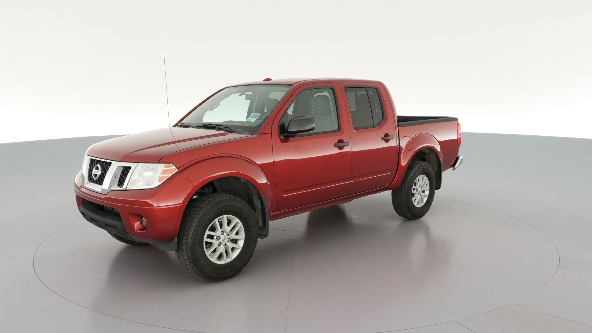 2018 Nissan Frontier Crew Cab vehicle photo