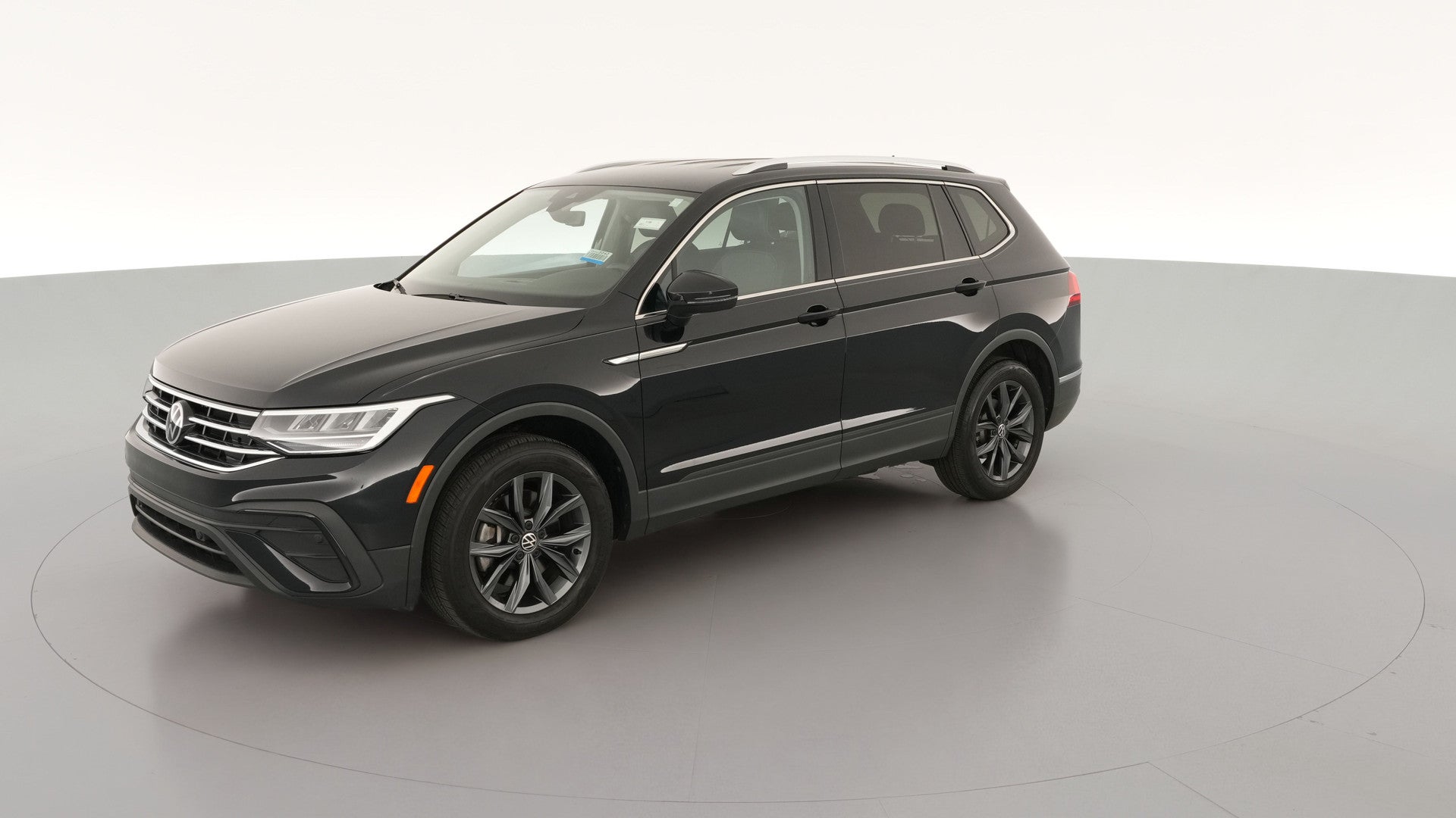 2022 Volkswagen Tiguan vehicle photo
