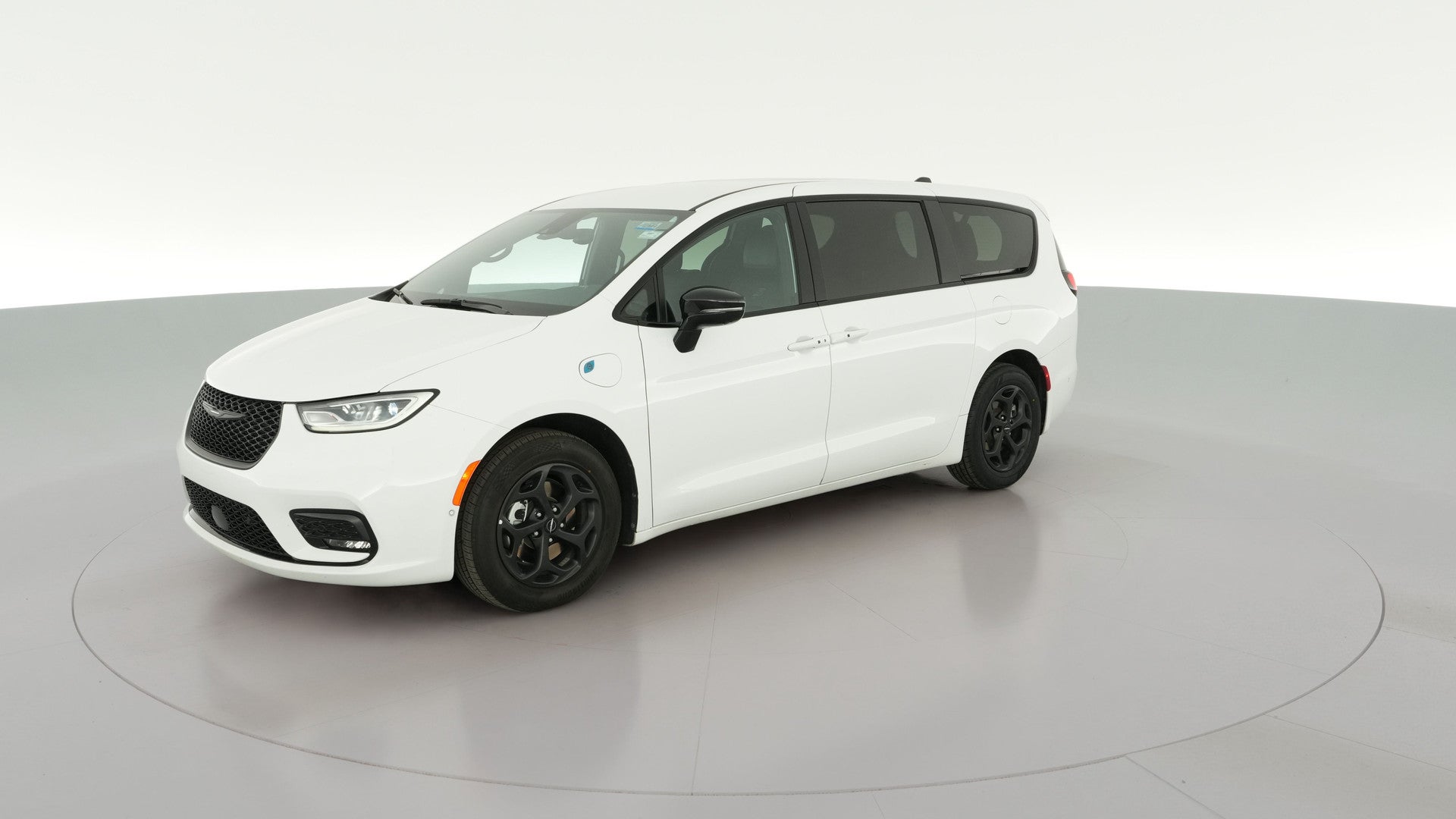 2024 Chrysler Pacifica Hybrid vehicle photo