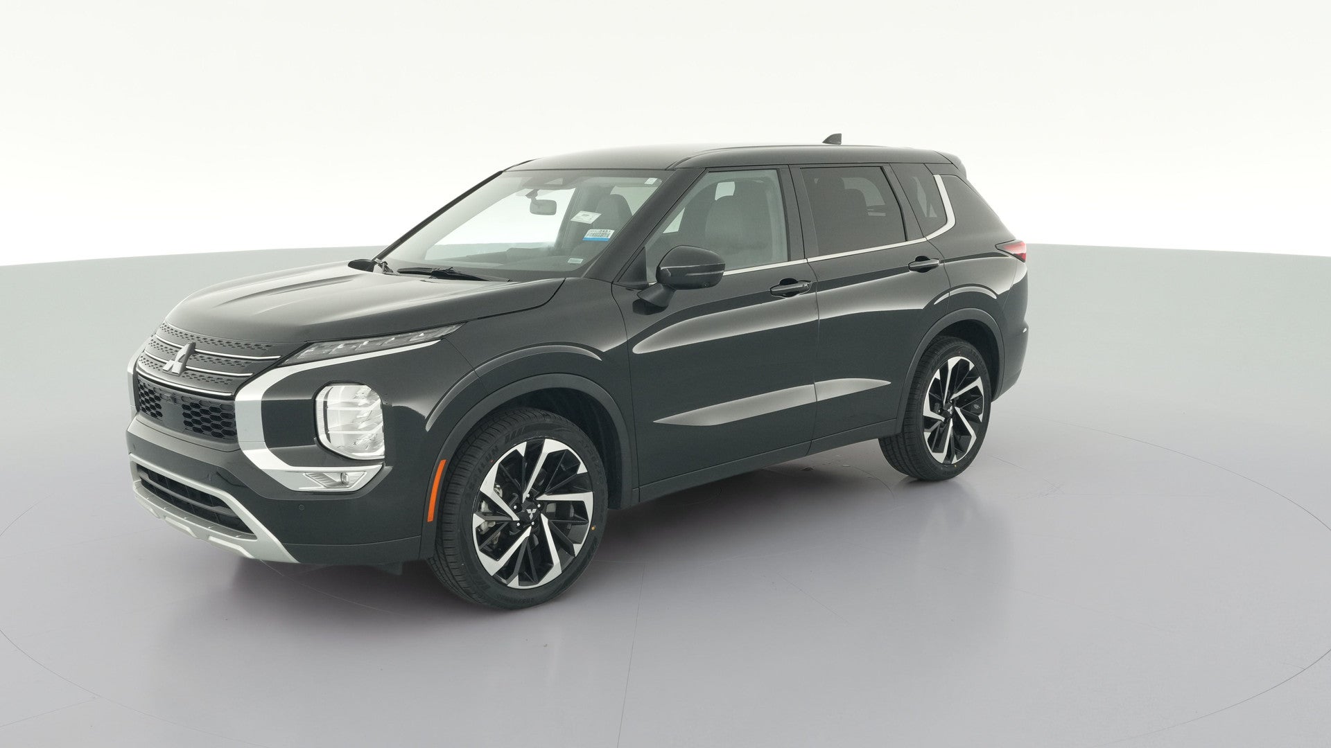 2024 Mitsubishi Outlander vehicle photo