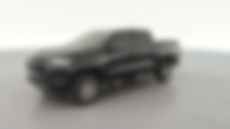 2025 Chevrolet Colorado Crew Cab vehicle photo