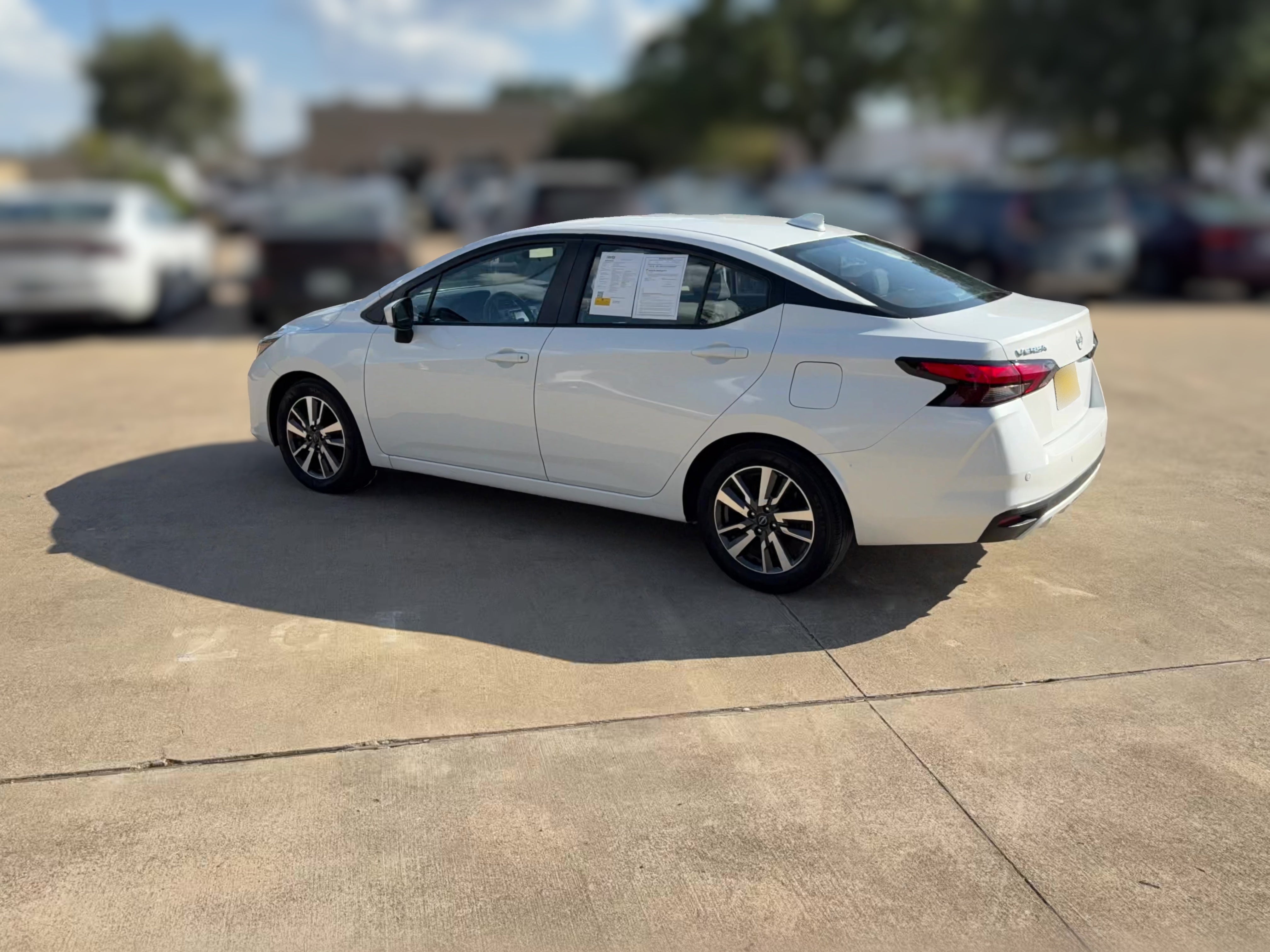 2025 Nissan Versa Sedan SV - Photo 23