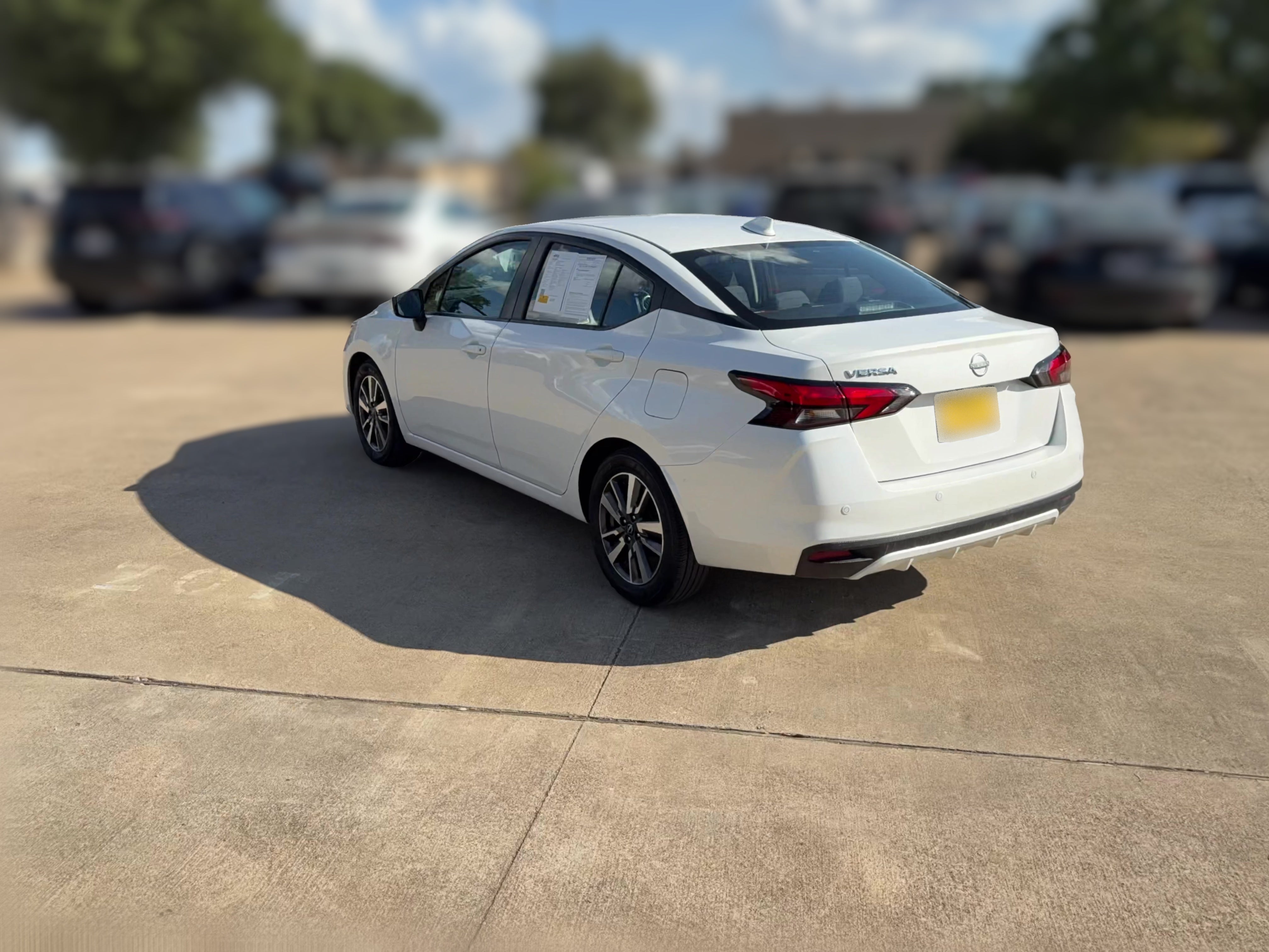 2025 Nissan Versa Sedan SV - Photo 24