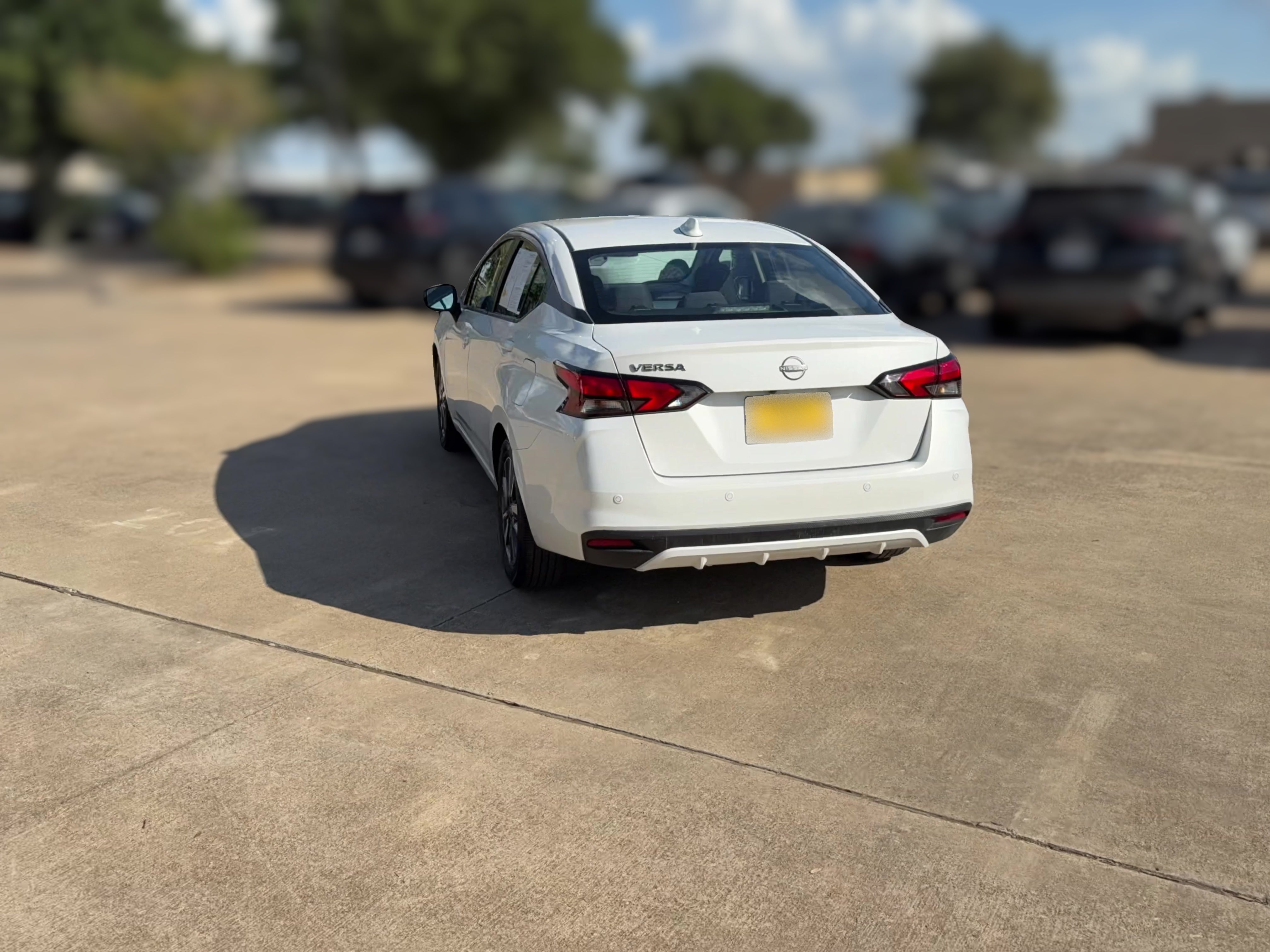 2025 Nissan Versa Sedan SV - Photo 25