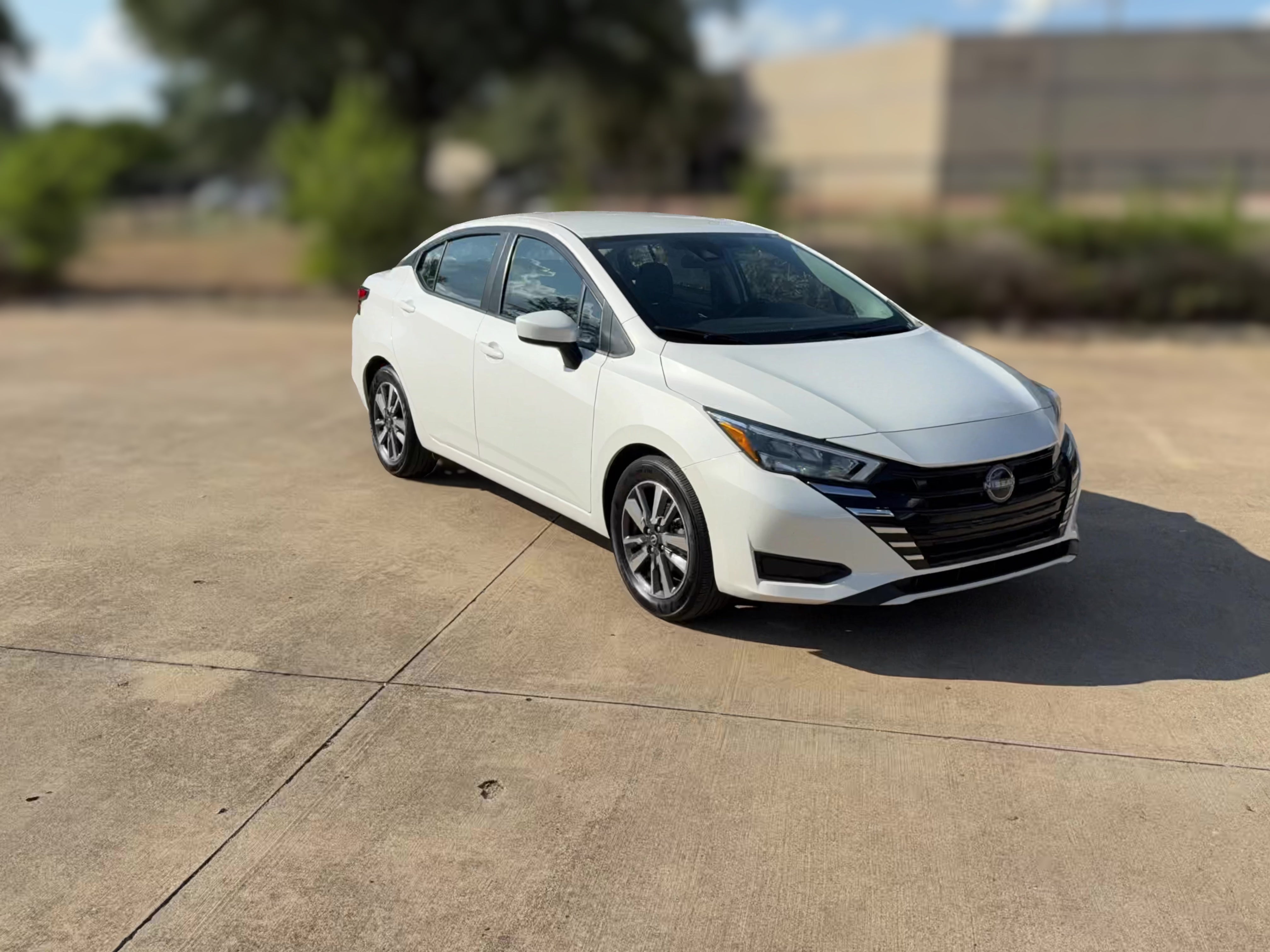 2025 Nissan Versa Sedan SV - Photo 32