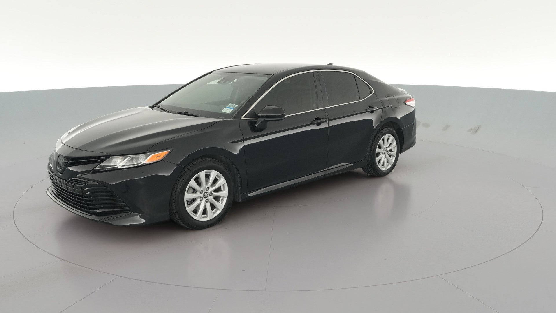 2019 Toyota Camry vehicle photo
