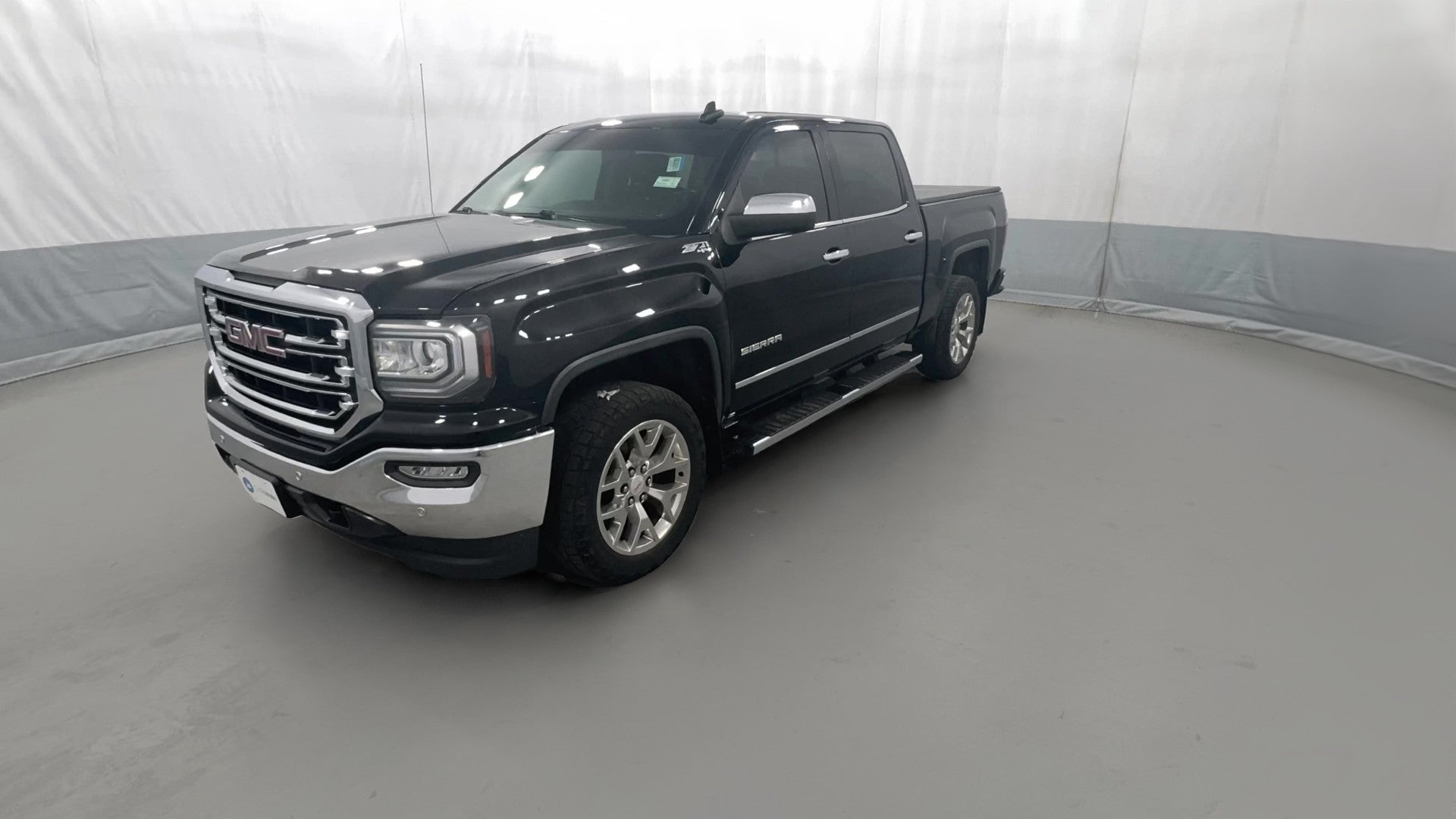 2018 GMC Sierra 1500 Crew Cab vehicle photo