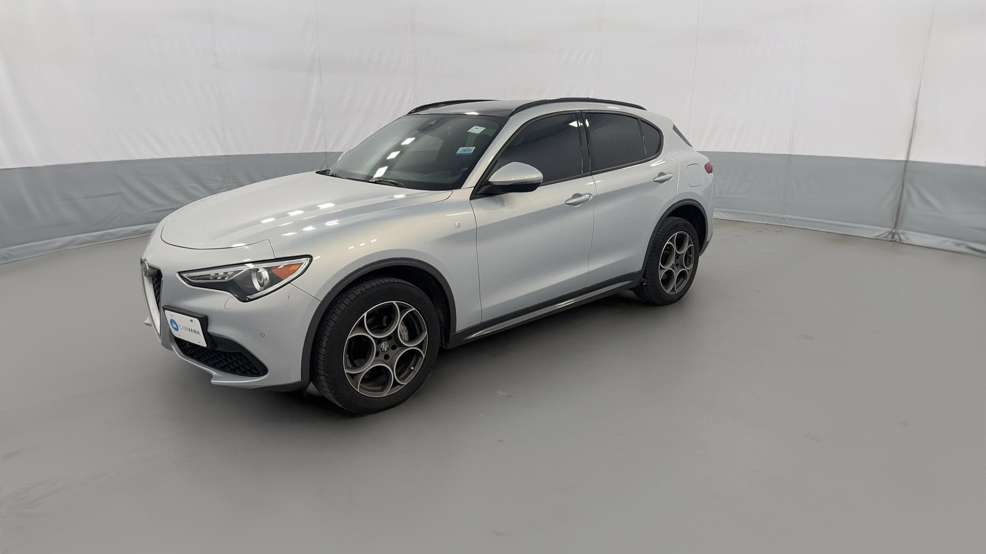 2022 Alfa Romeo Stelvio vehicle photo