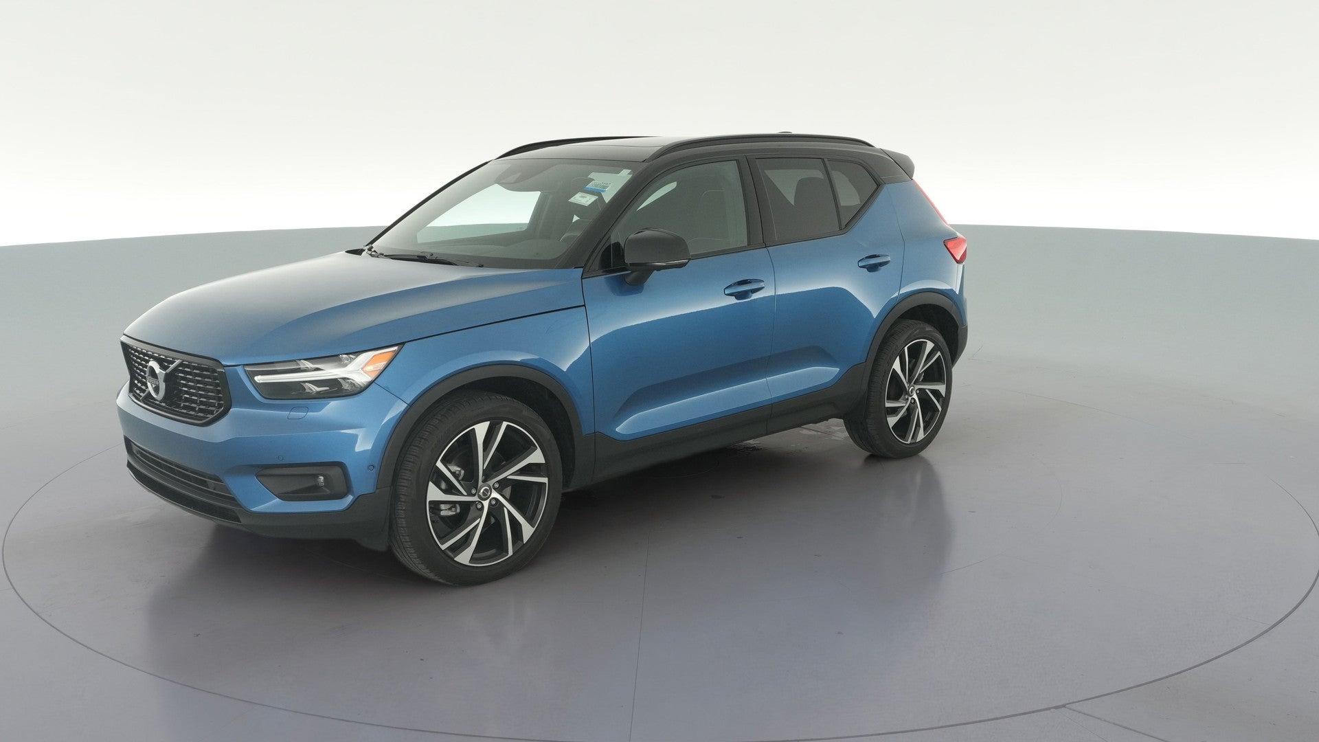 2021 Volvo XC40 vehicle photo