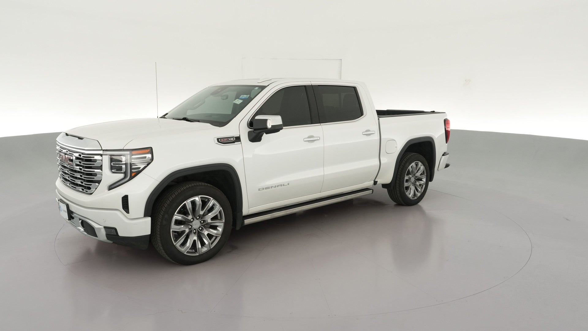 2024 GMC Sierra 1500 Crew Cab vehicle photo