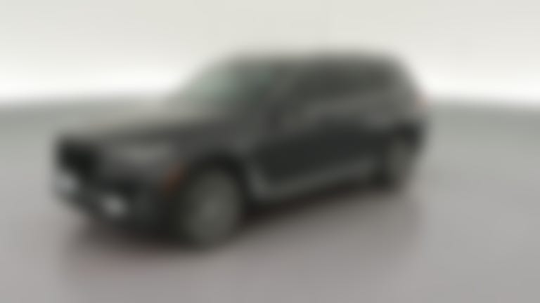 2021 BMW X7 vehicle photo