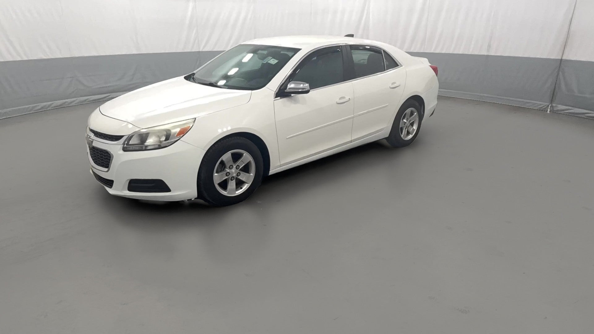 2015 Chevrolet Malibu vehicle photo