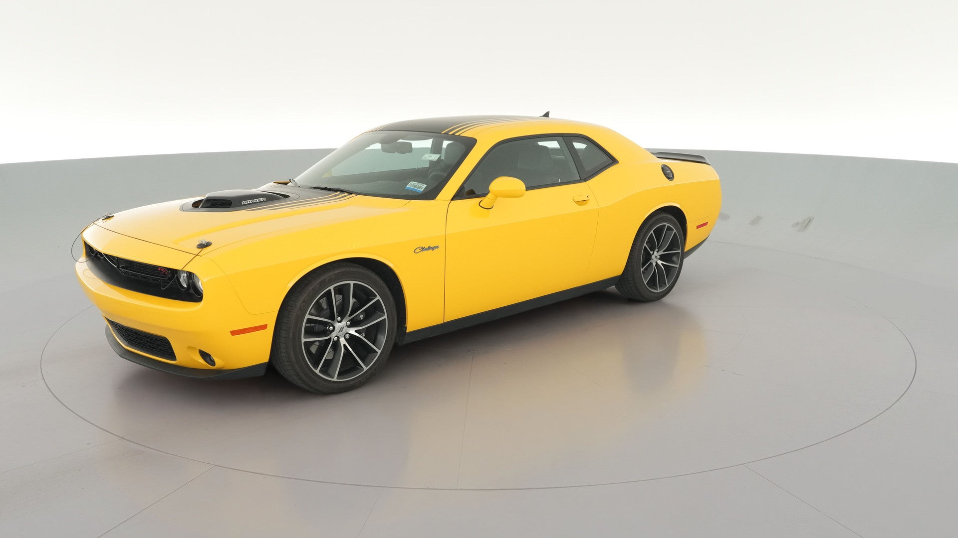 2018 Dodge Challenger vehicle photo
