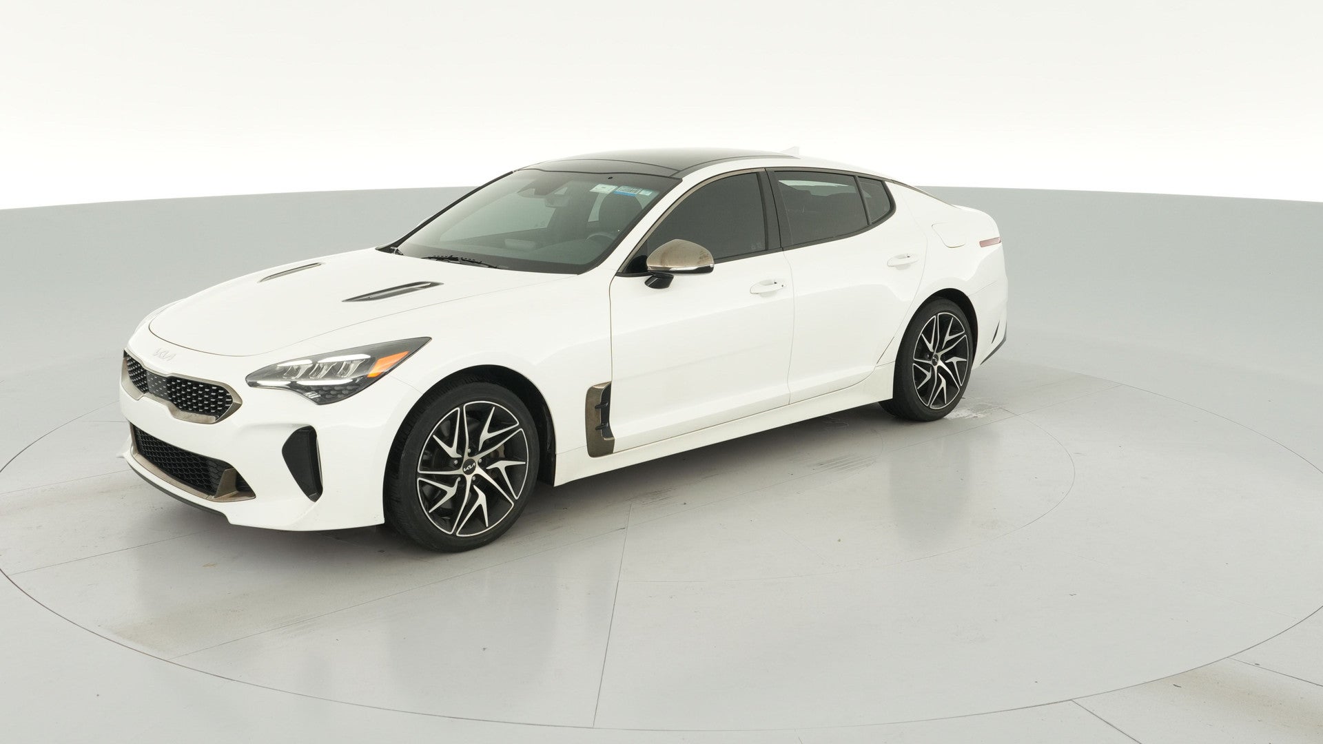 2023 Kia Stinger vehicle photo