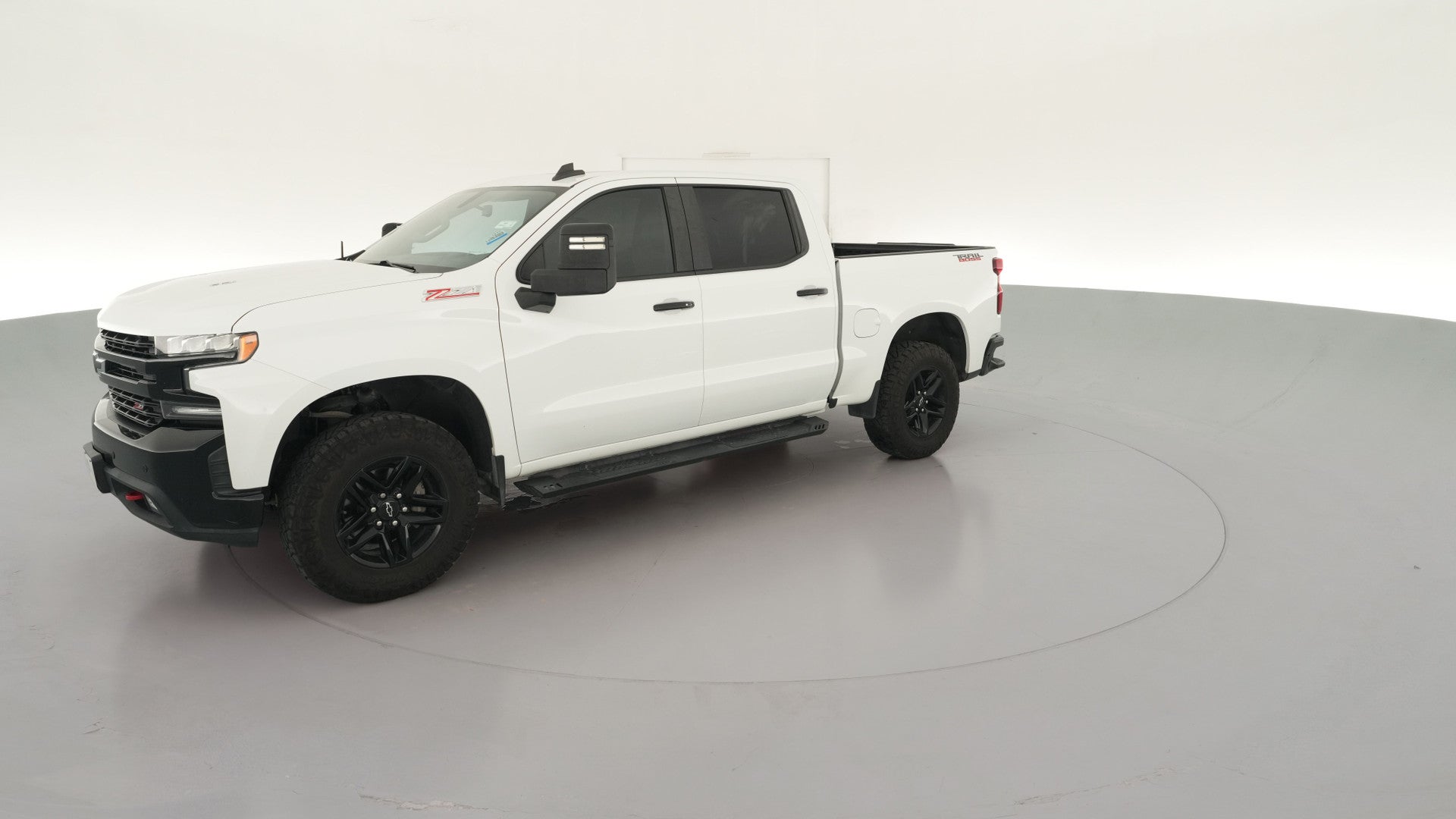 2020 Chevrolet Silverado 1500 Crew Cab vehicle photo