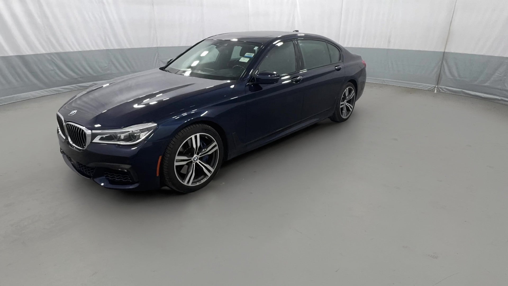 2018 BMW 7 Series vehicle photo