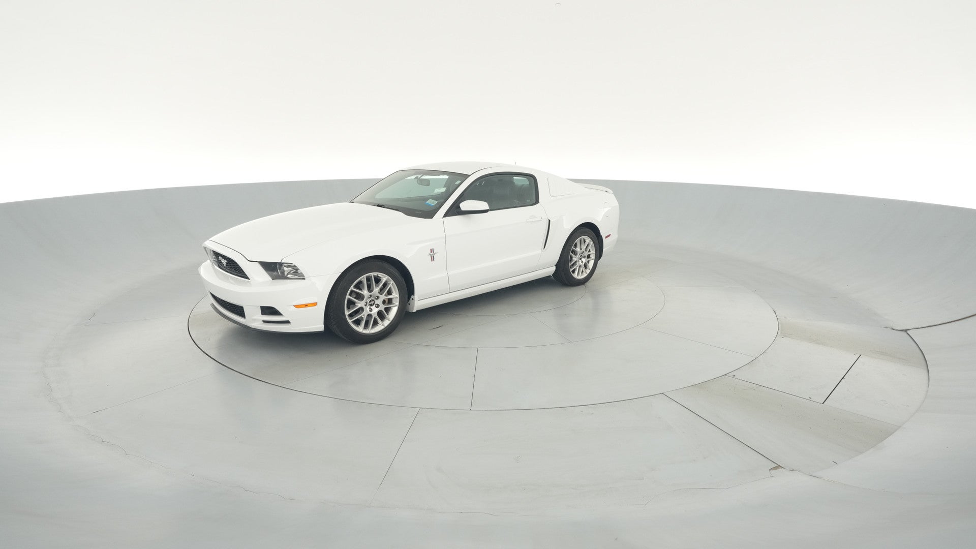 2014 Ford Mustang vehicle photo