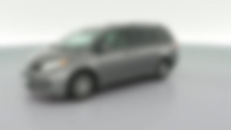 2020 Toyota Sienna vehicle photo