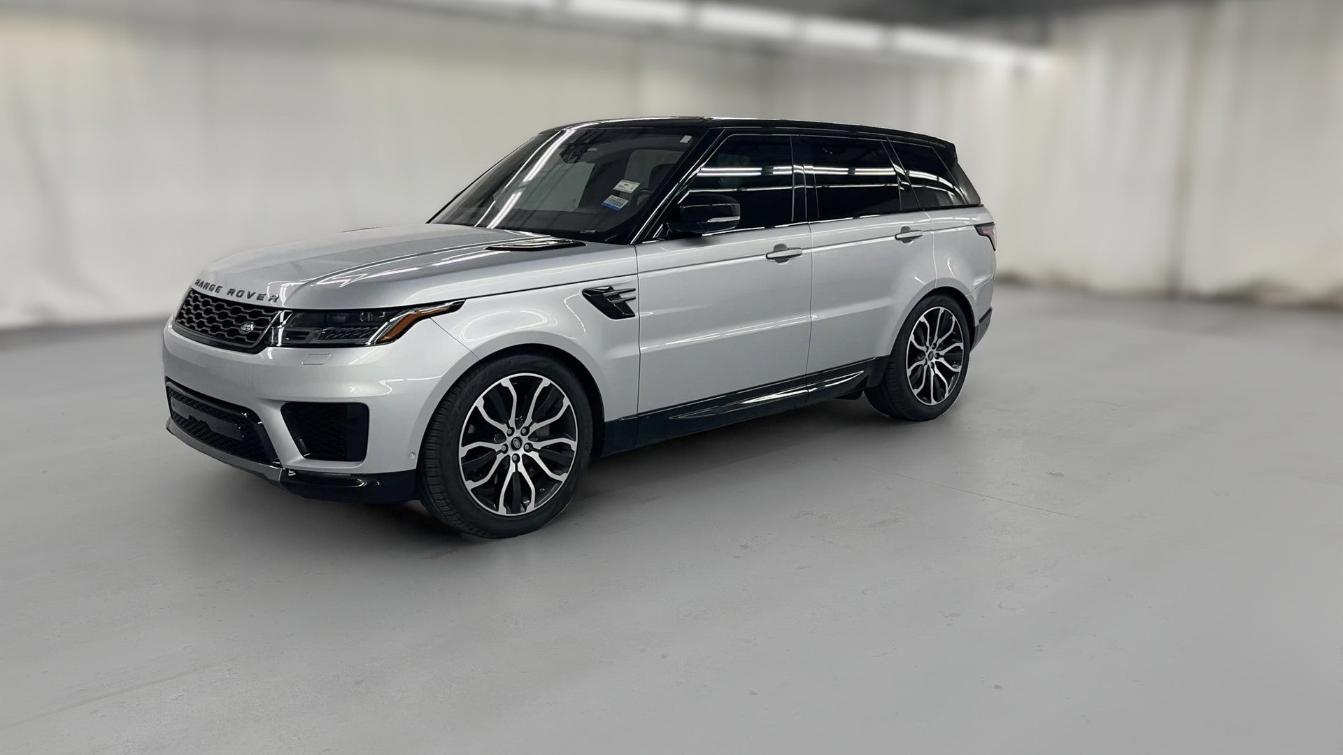 2021 Land Rover Range Rover Sport vehicle photo