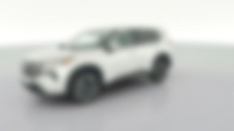 2025 Nissan Rogue vehicle photo