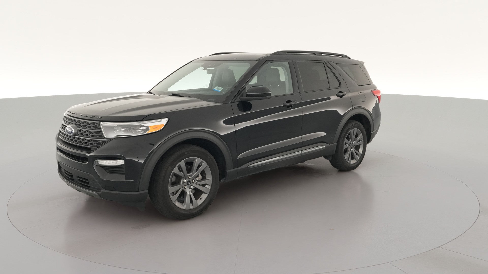 2024 Ford Explorer vehicle photo
