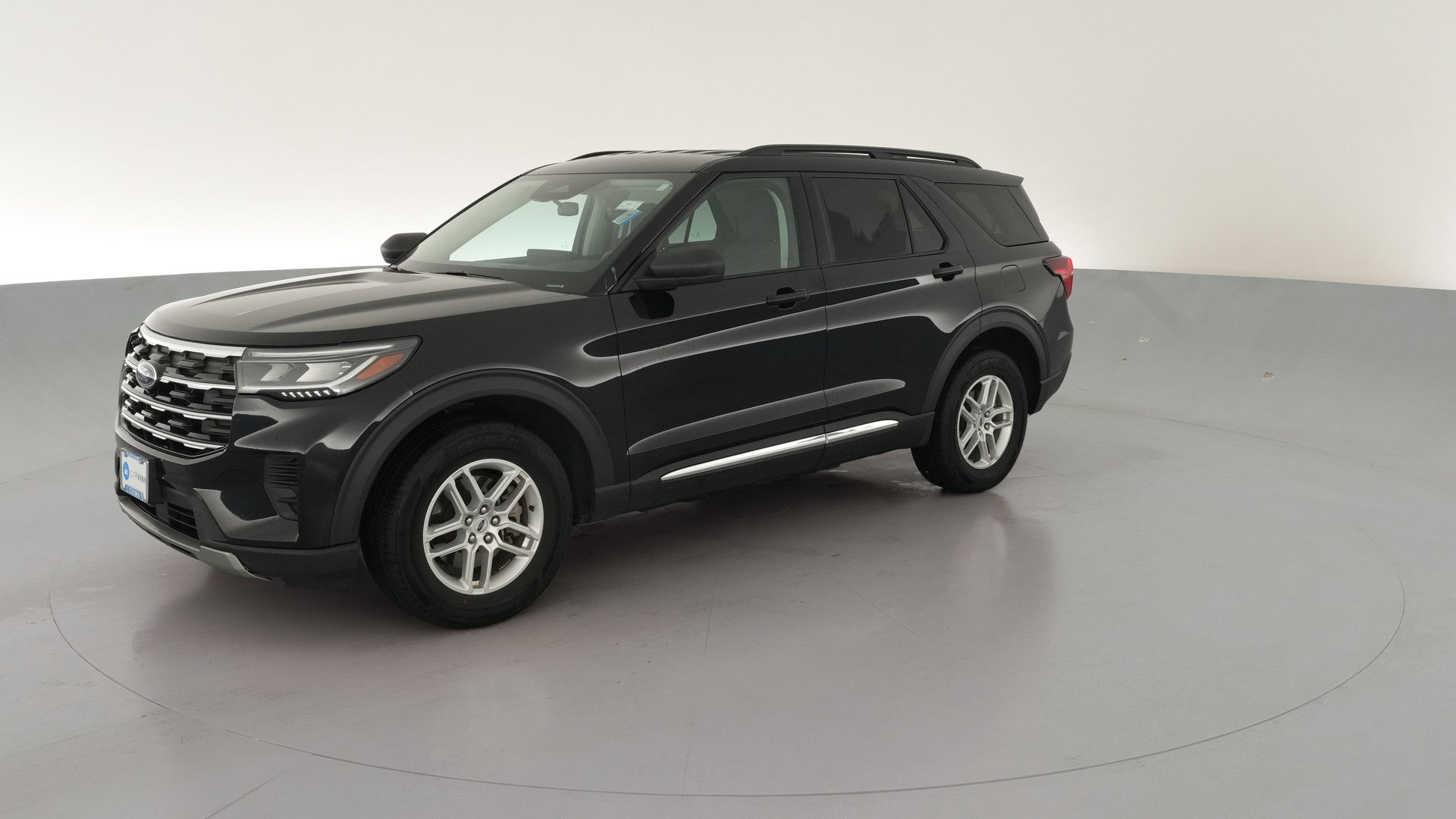 2025 Ford Explorer vehicle photo