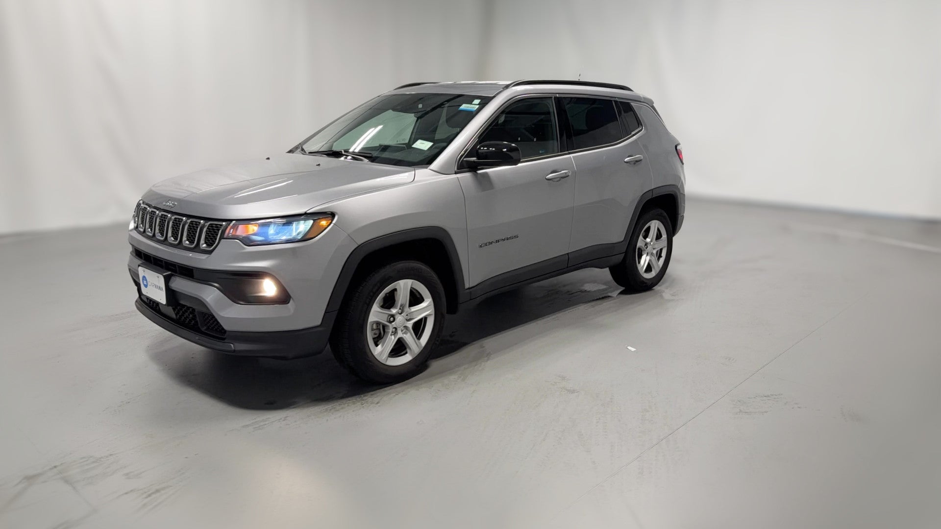 2023 Jeep Compass vehicle photo