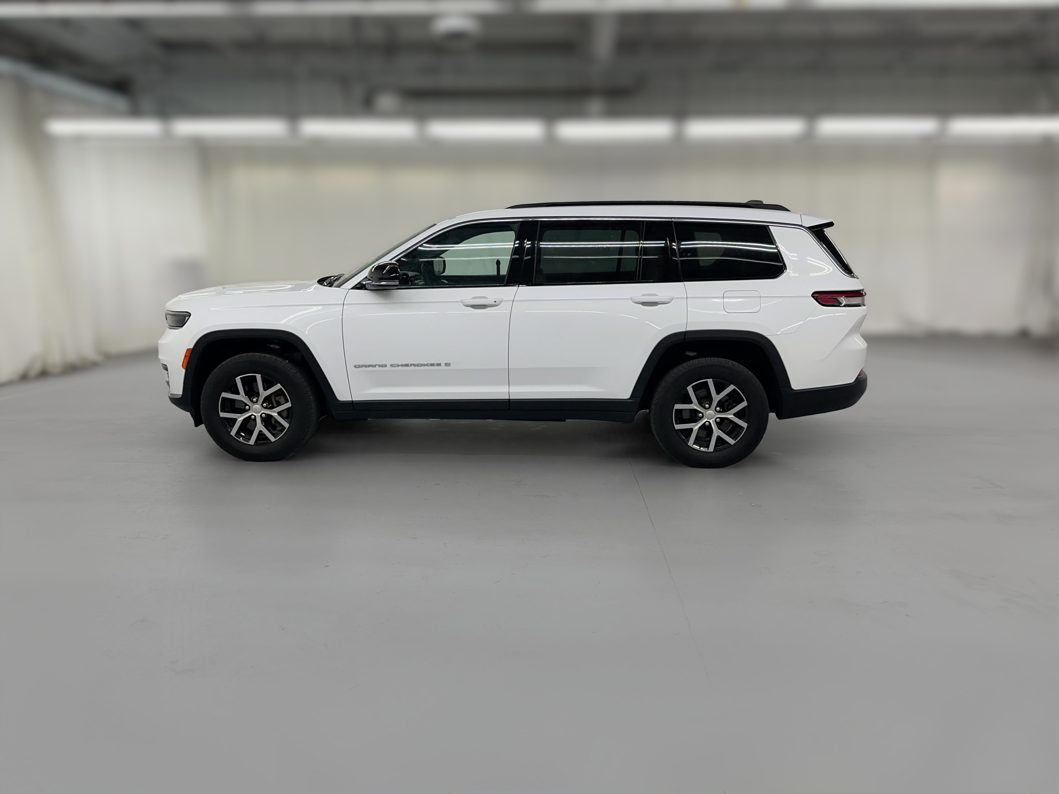 2025 Jeep Grand Cherokee L Limited - Photo 35