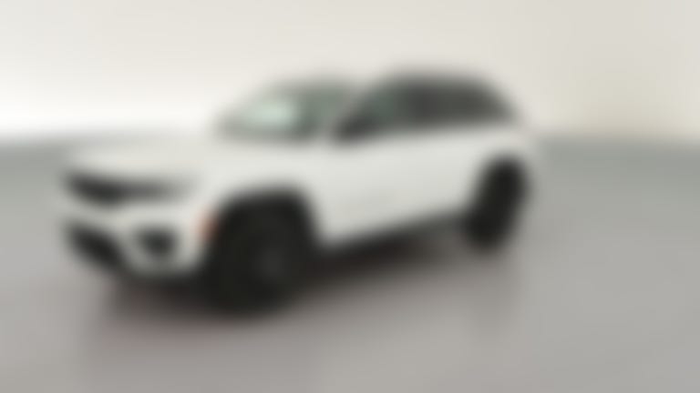 2025 Jeep Grand Cherokee vehicle photo