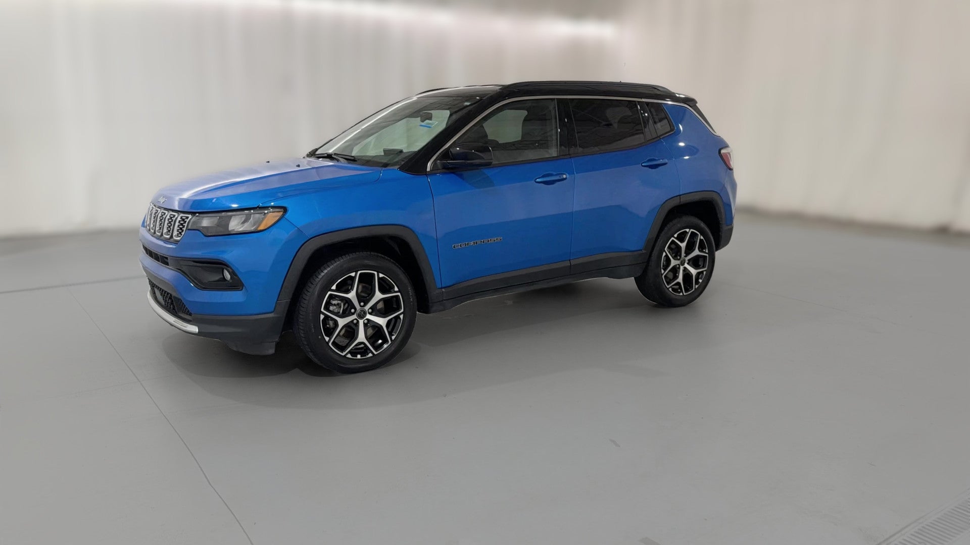 2025 Jeep Compass vehicle photo