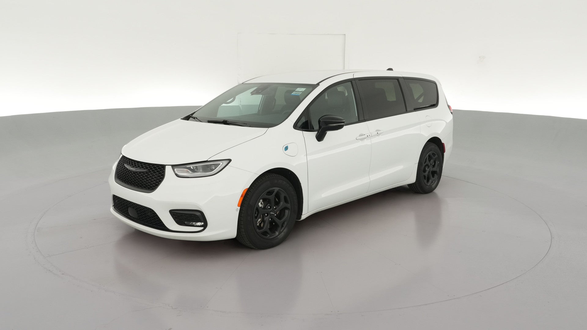 2024 Chrysler Pacifica Hybrid vehicle photo