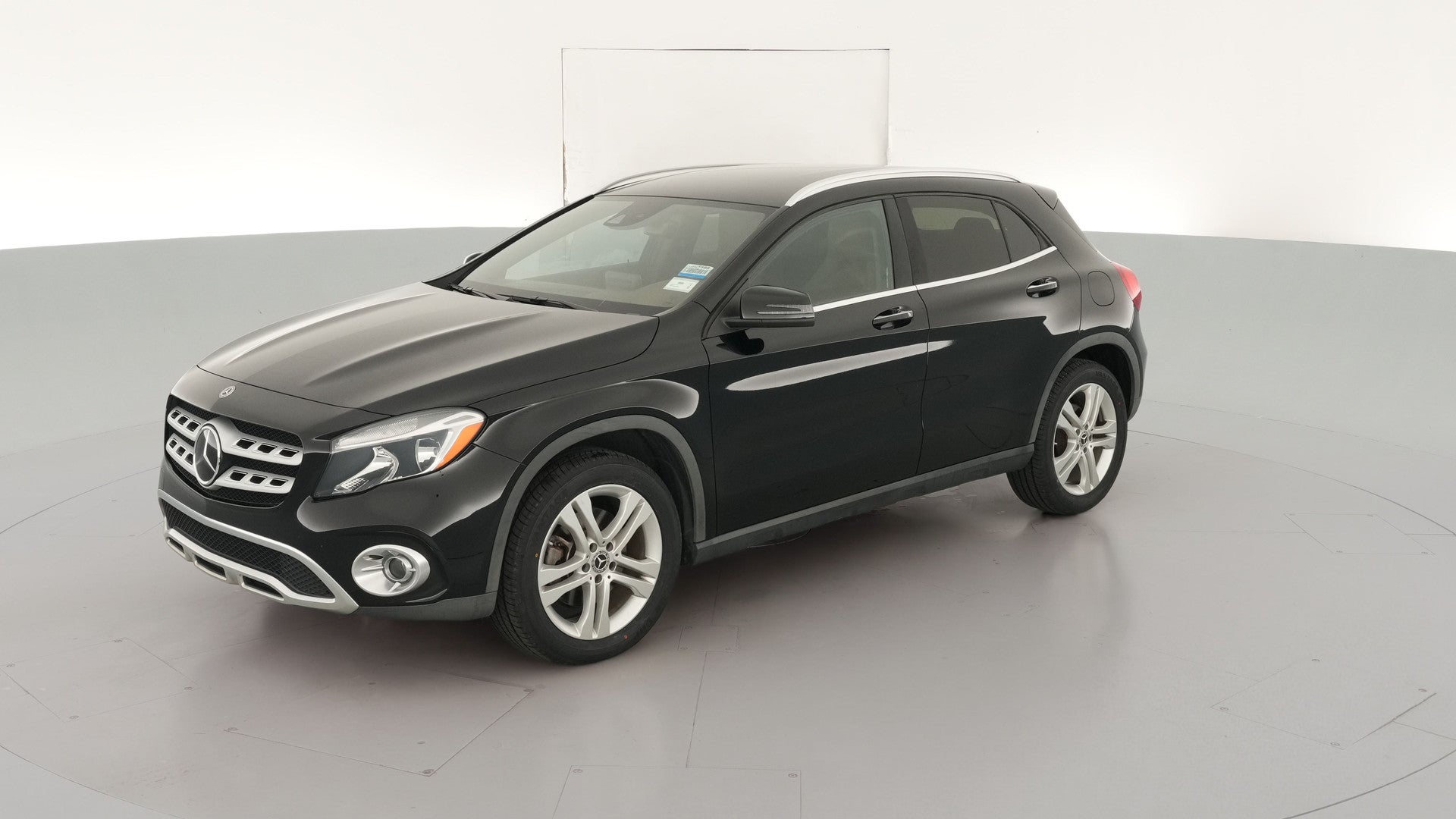 2018 Mercedes-Benz GLA vehicle photo