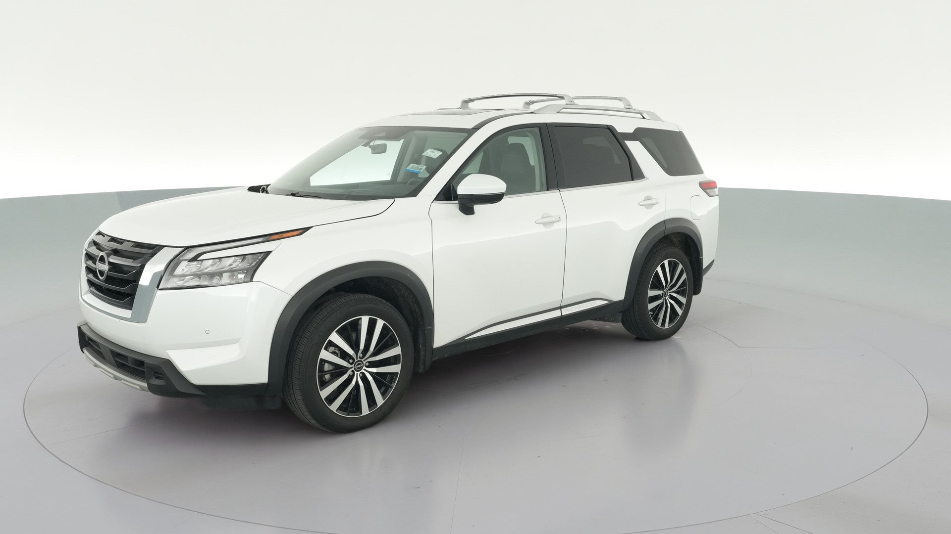 2025 Nissan Pathfinder vehicle photo