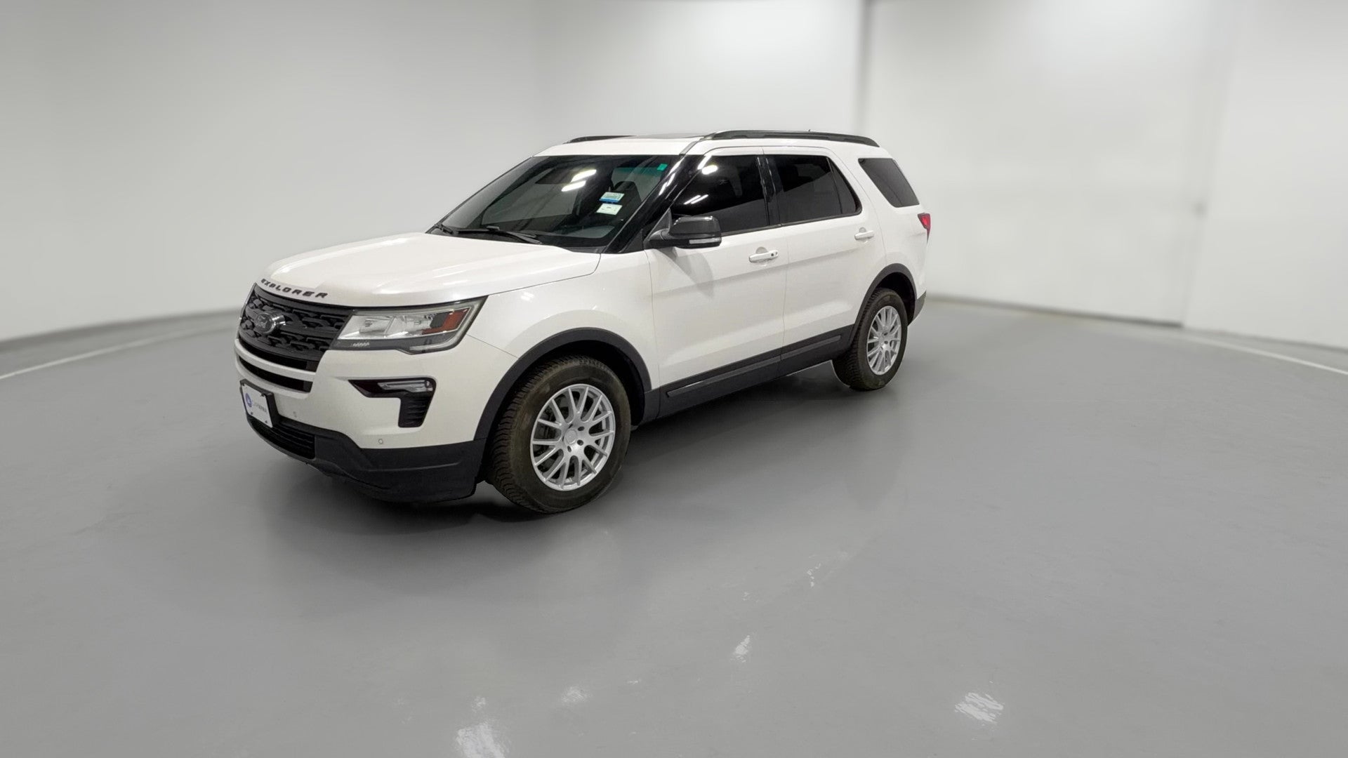 2018 Ford Explorer vehicle photo