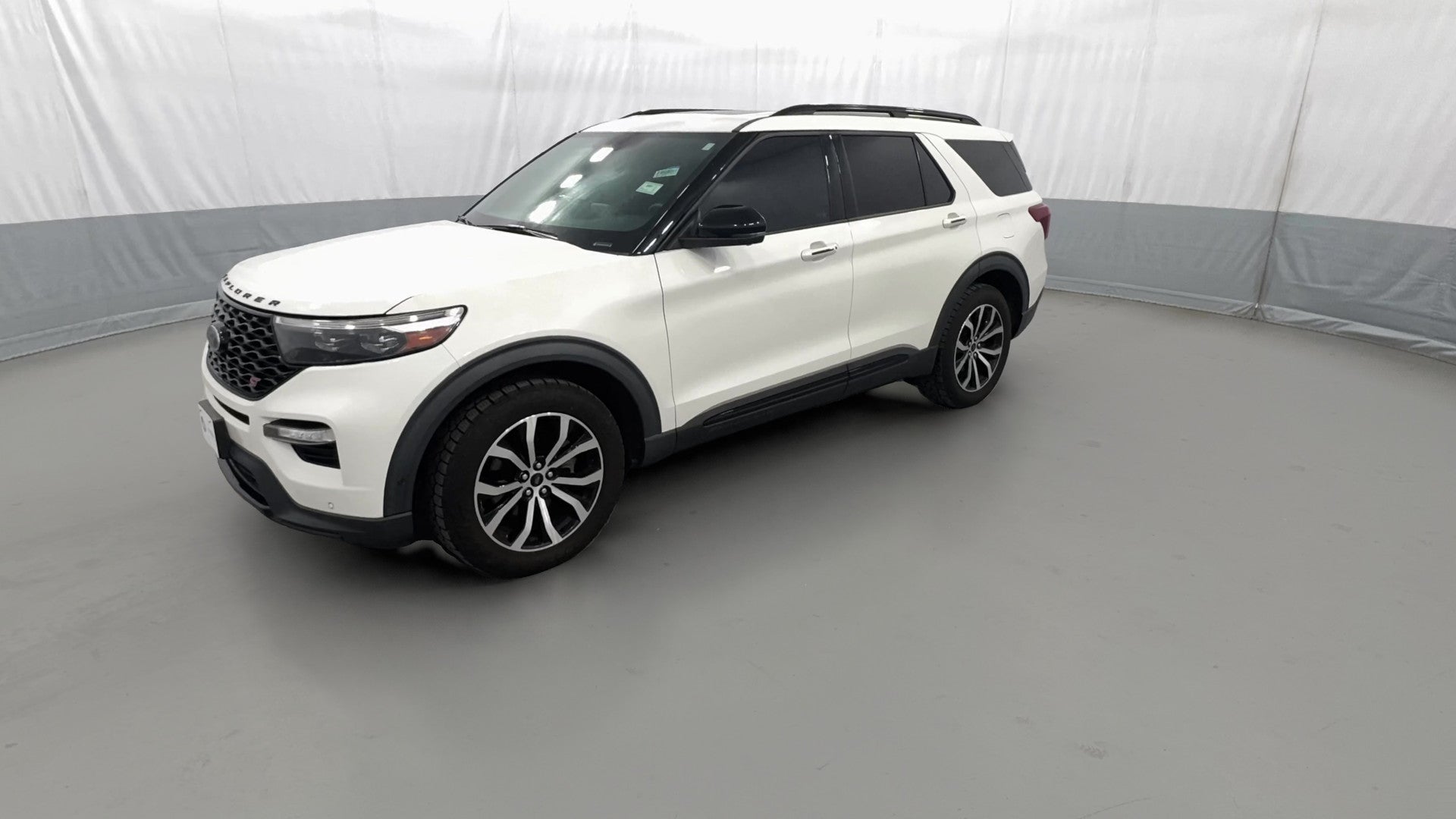 2020 Ford Explorer vehicle photo
