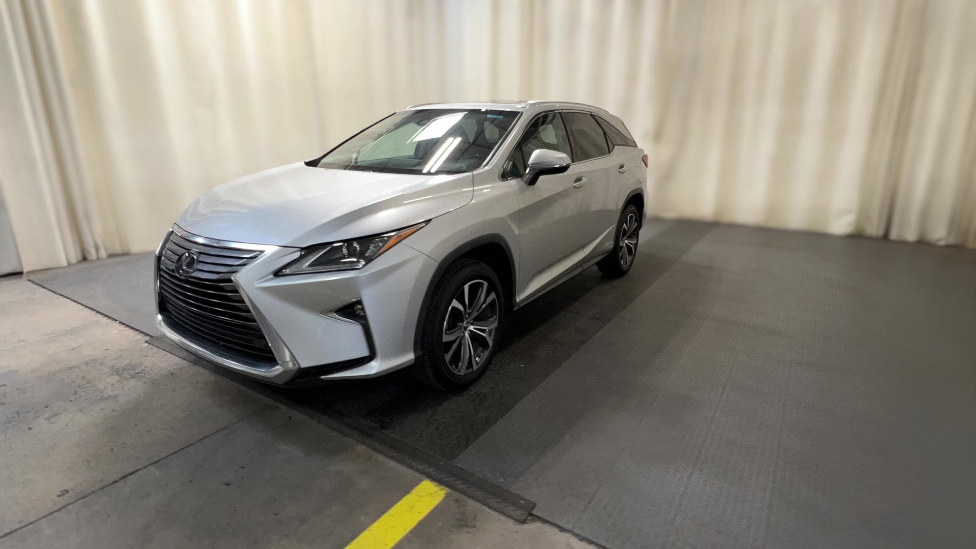 2018 Lexus RX vehicle photo