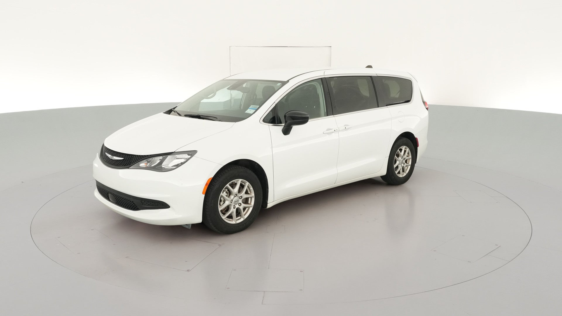 2024 Chrysler Voyager vehicle photo