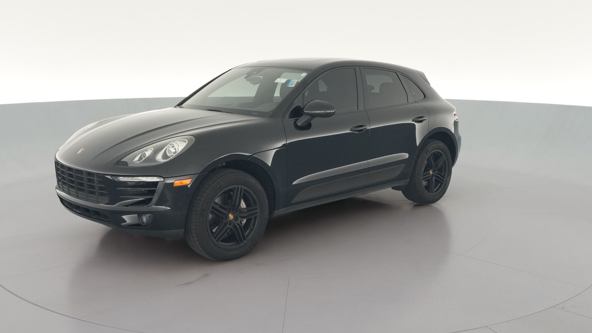 2017 Porsche Macan vehicle photo