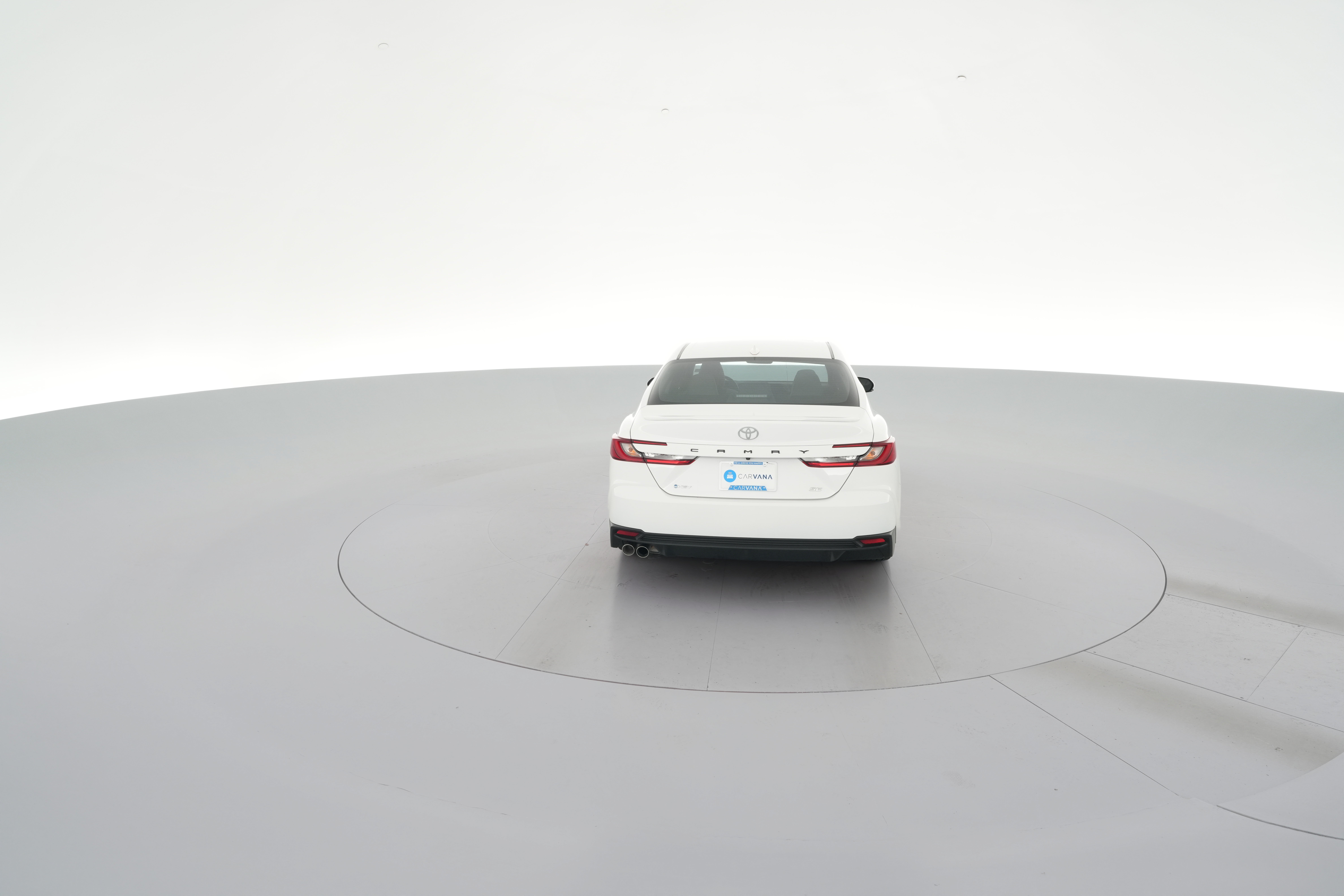 2025 Toyota Camry SE - Photo 29