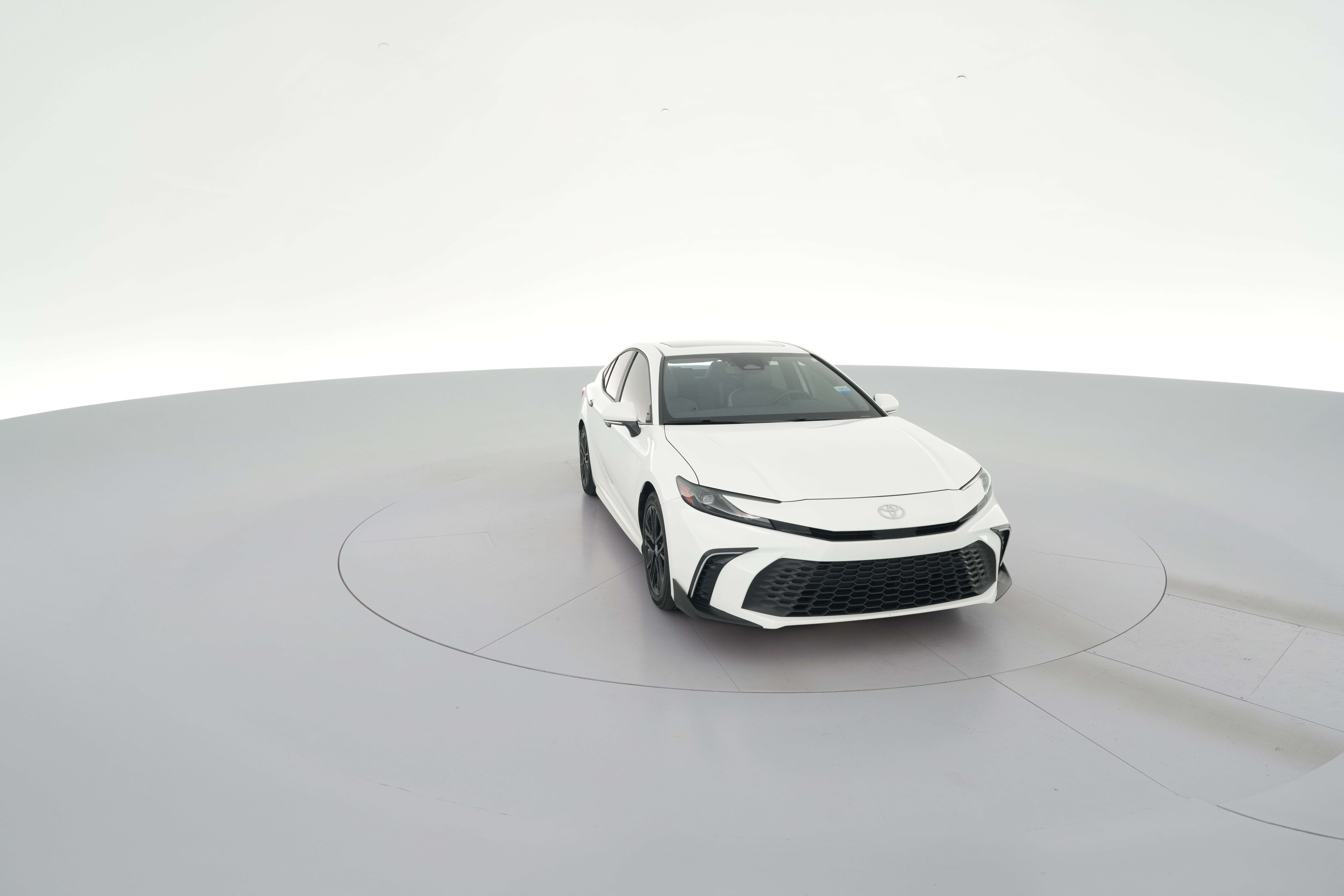 2025 Toyota Camry SE - Photo 36