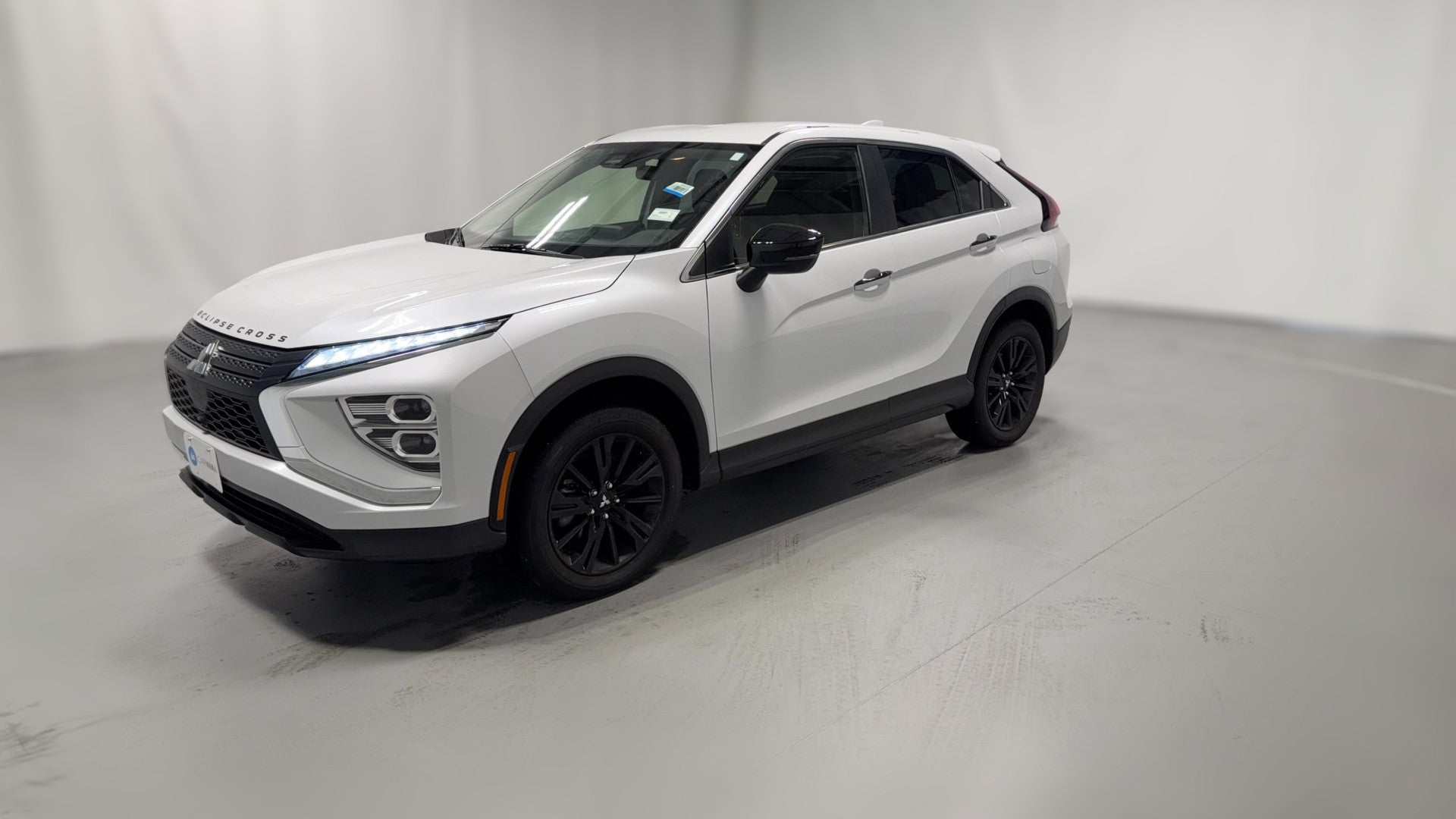 2023 Mitsubishi Eclipse Cross vehicle photo