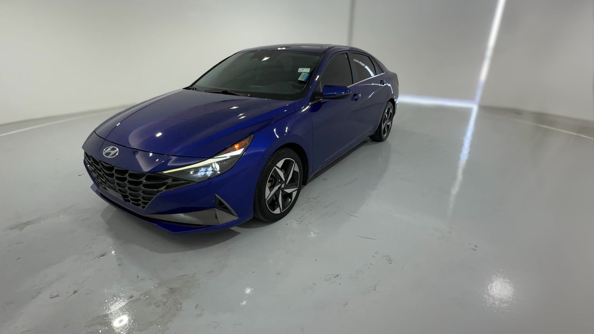 2023 Hyundai Elantra Hybrid vehicle photo