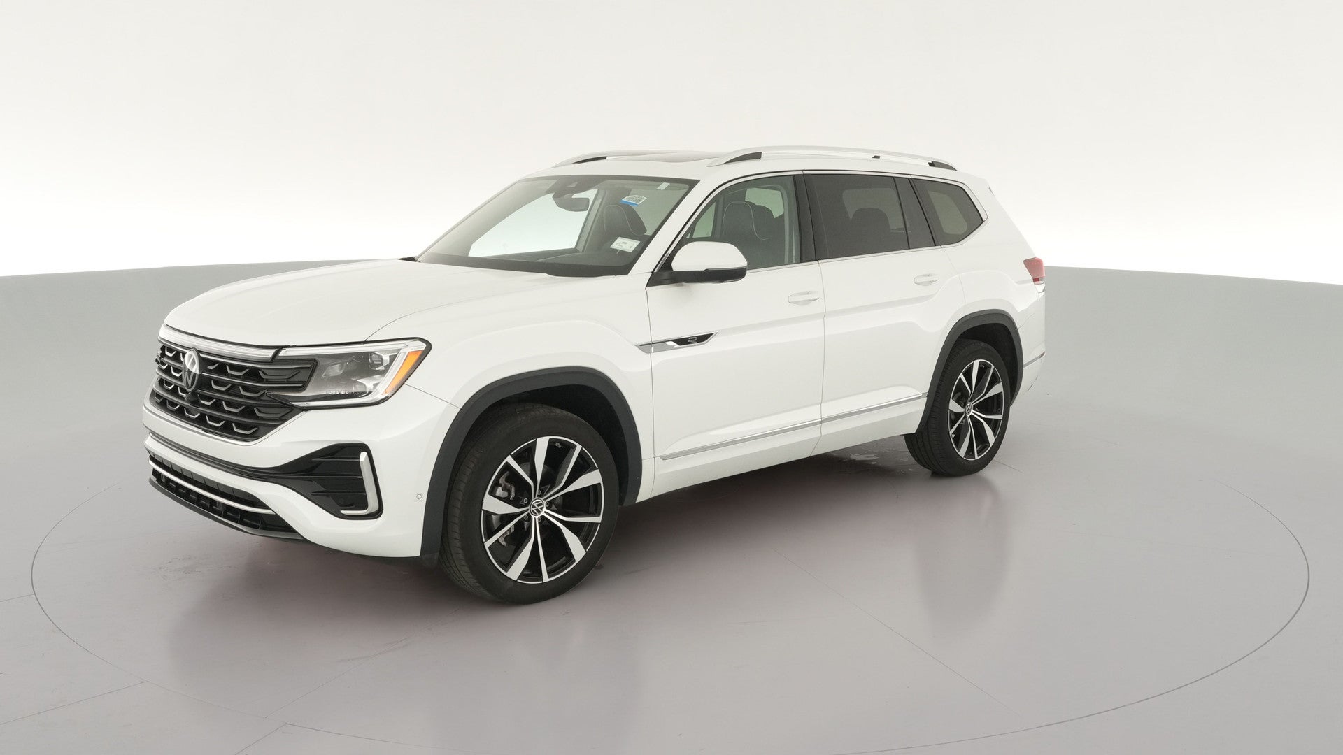 2024 Volkswagen Atlas vehicle photo