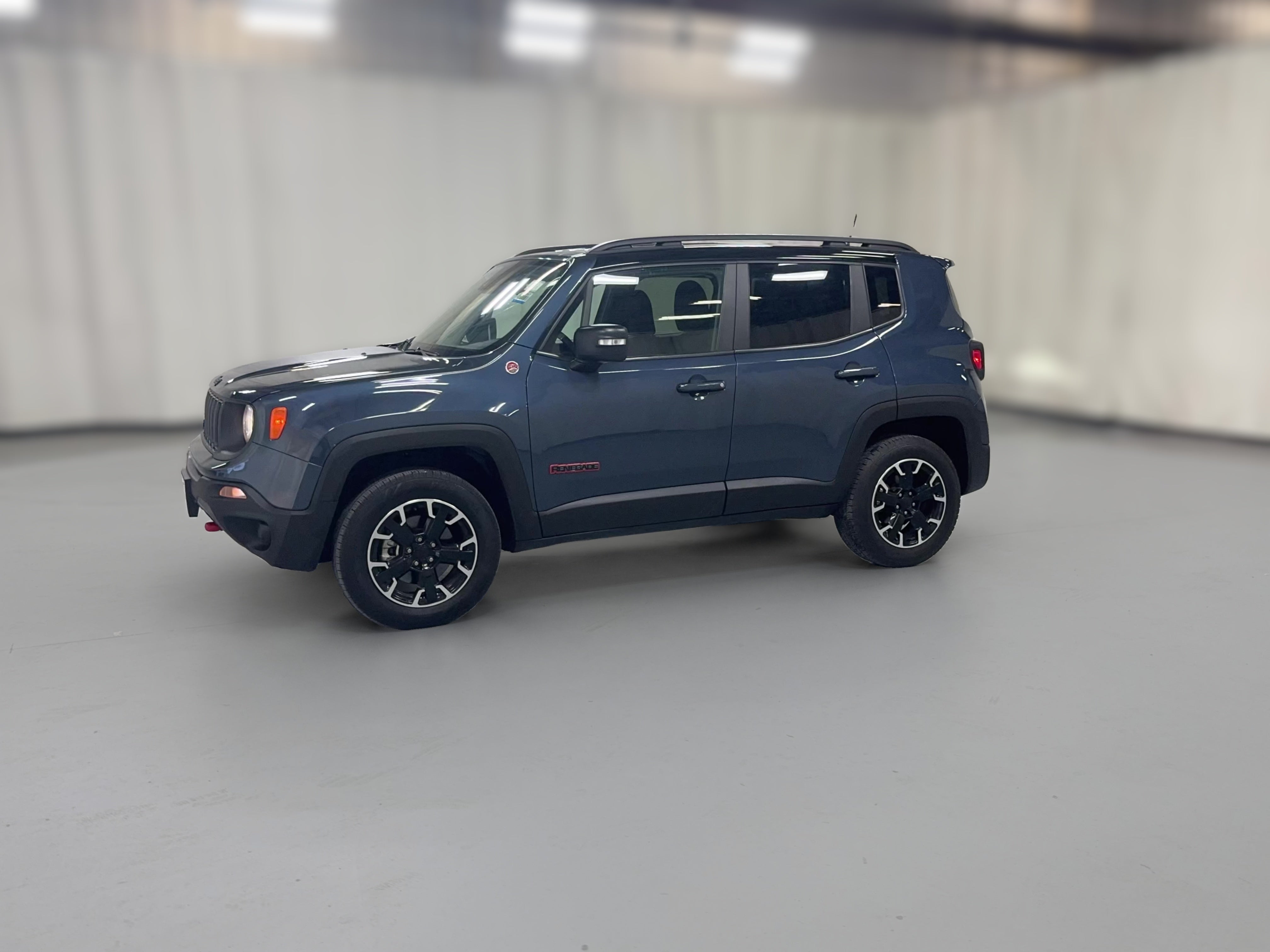 2023 Jeep Renegade Trailhawk - Photo 23
