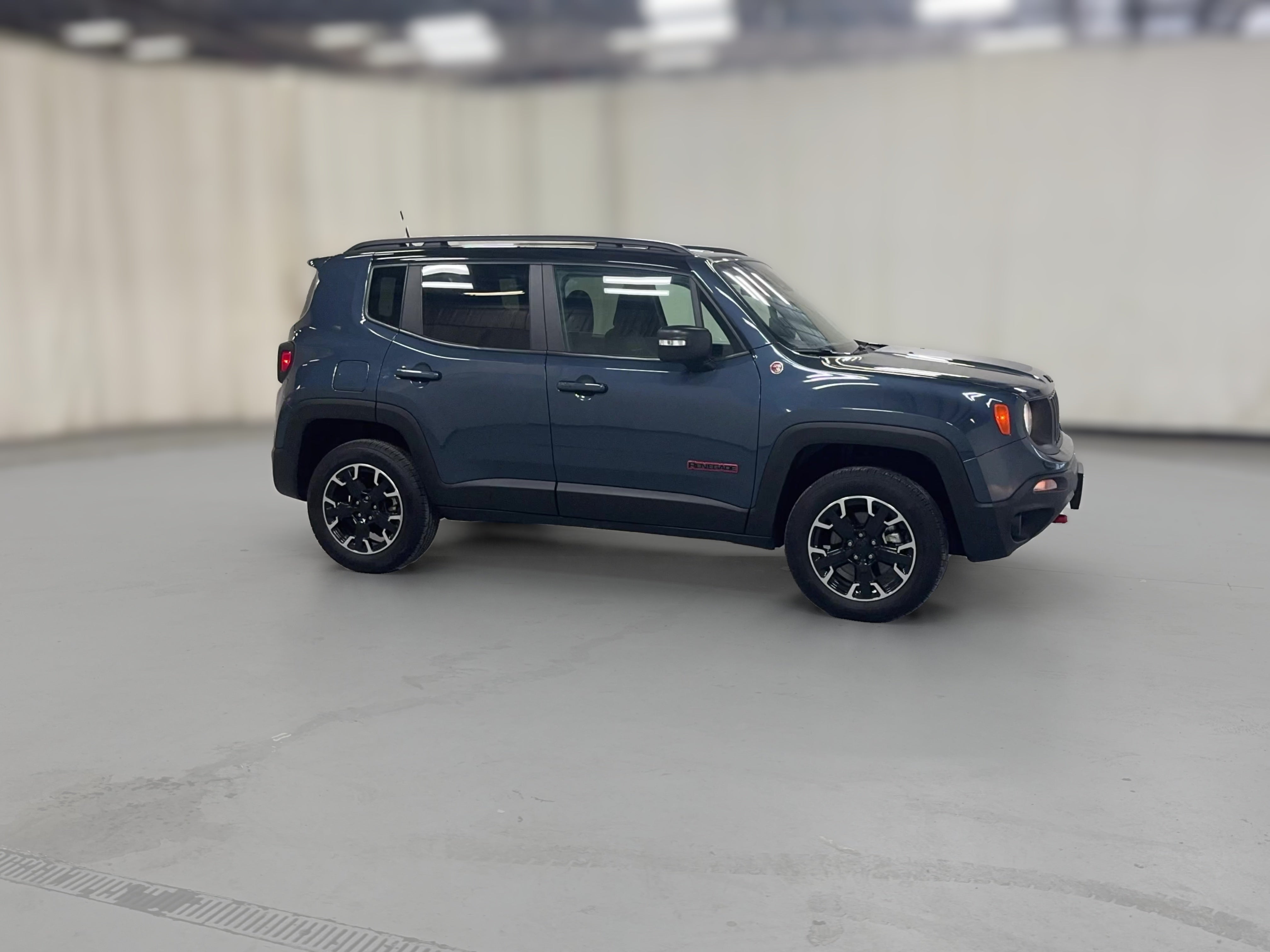 2023 Jeep Renegade Trailhawk - Photo 33