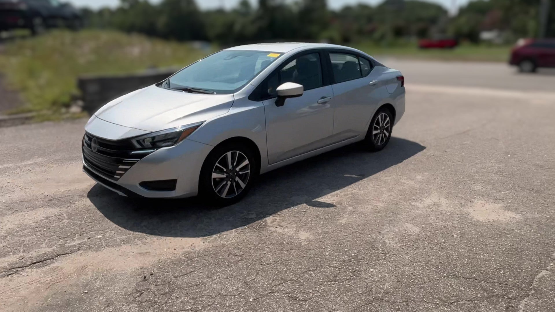 2025 Nissan Versa vehicle photo