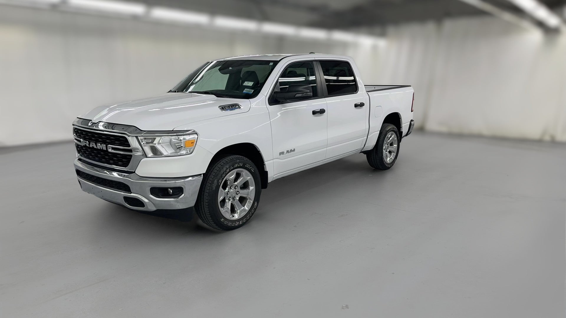 2023 Ram 1500 Crew Cab vehicle photo