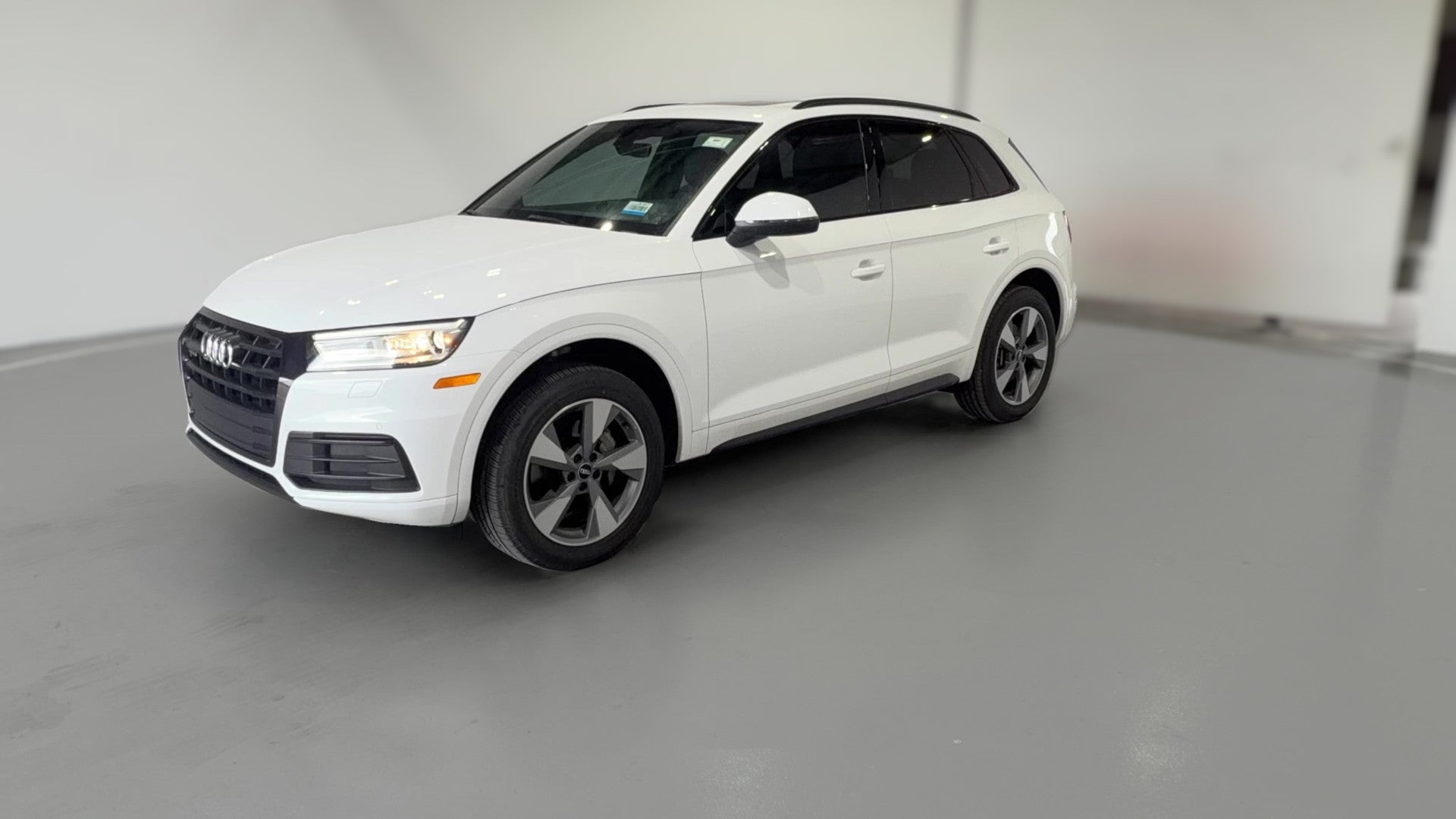 2020 Audi Q5 vehicle photo