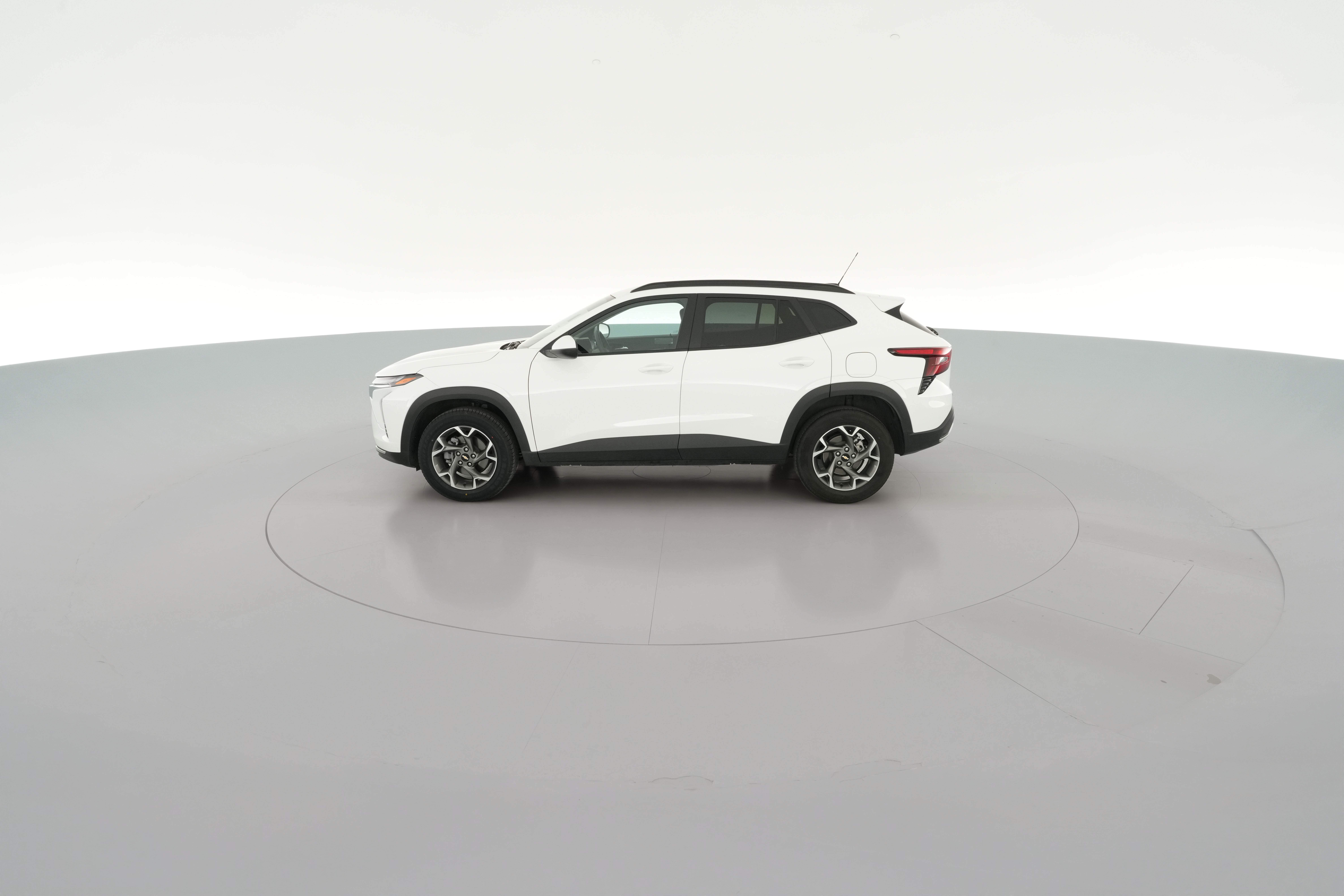 2025 Chevrolet Trax LT - Photo 25